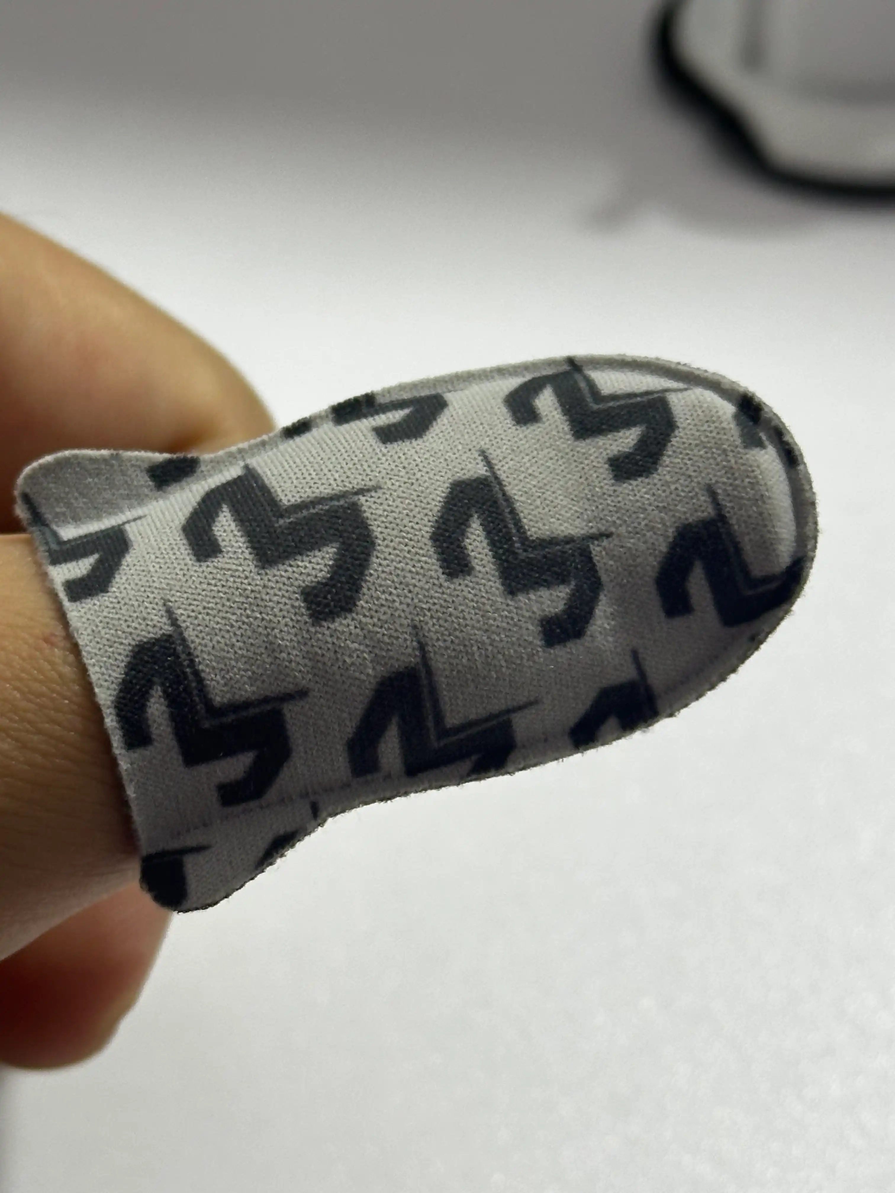 MEMO Gaming Finger Sleeves o‘yin qo‘lqoplari Silver Fiber qo‘lqop, 1 juft
