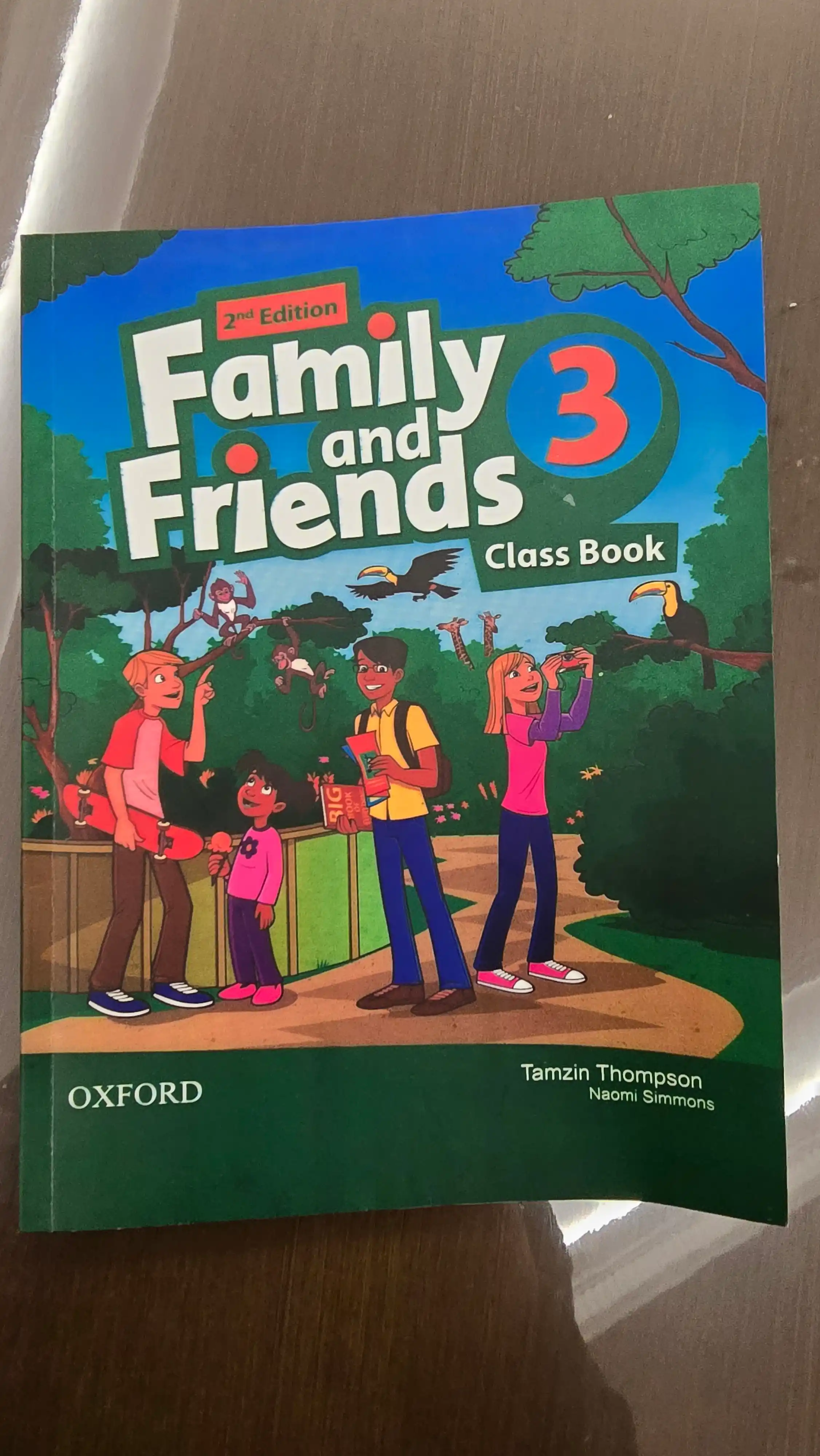 Family and Friends 0 1 2 Class Book + Workbook/ A4