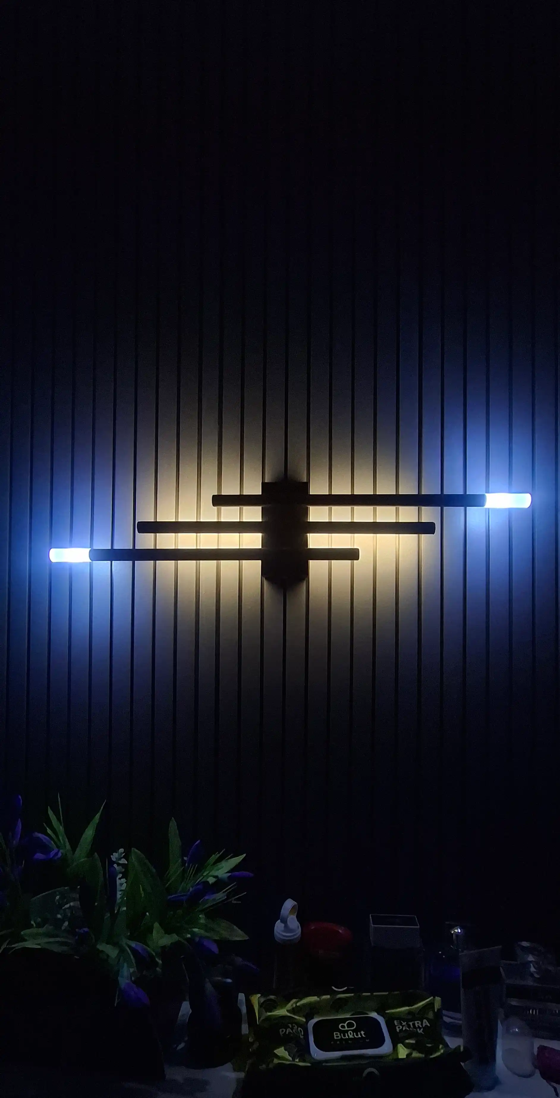 Бра настенное LED для спальни и гостиной, современный светильник