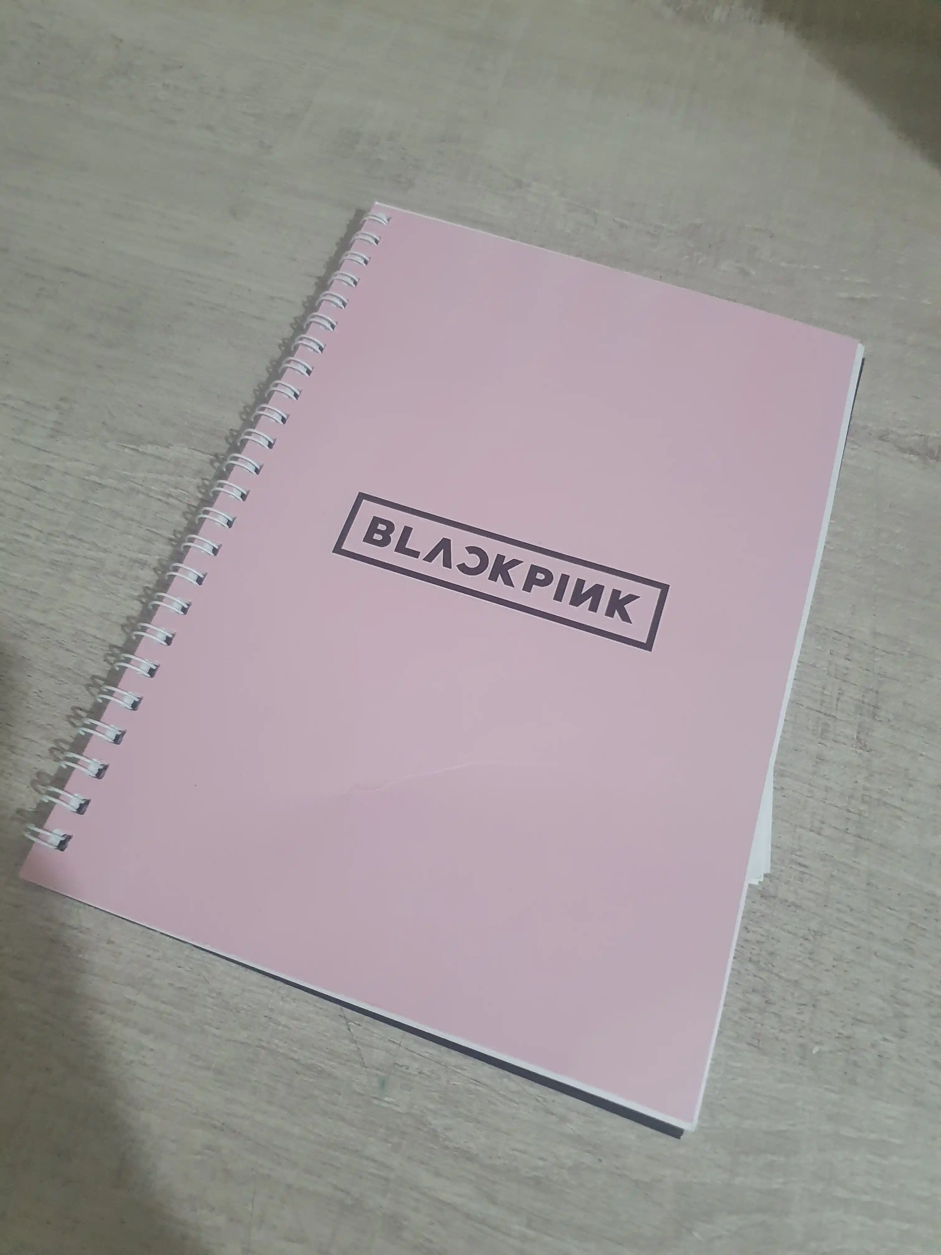K-POP, Blackpink, BTS, Stray Kids, Bloknot va Planner 2 tasi 1 da - 30 varaqli, 2 bo'limli