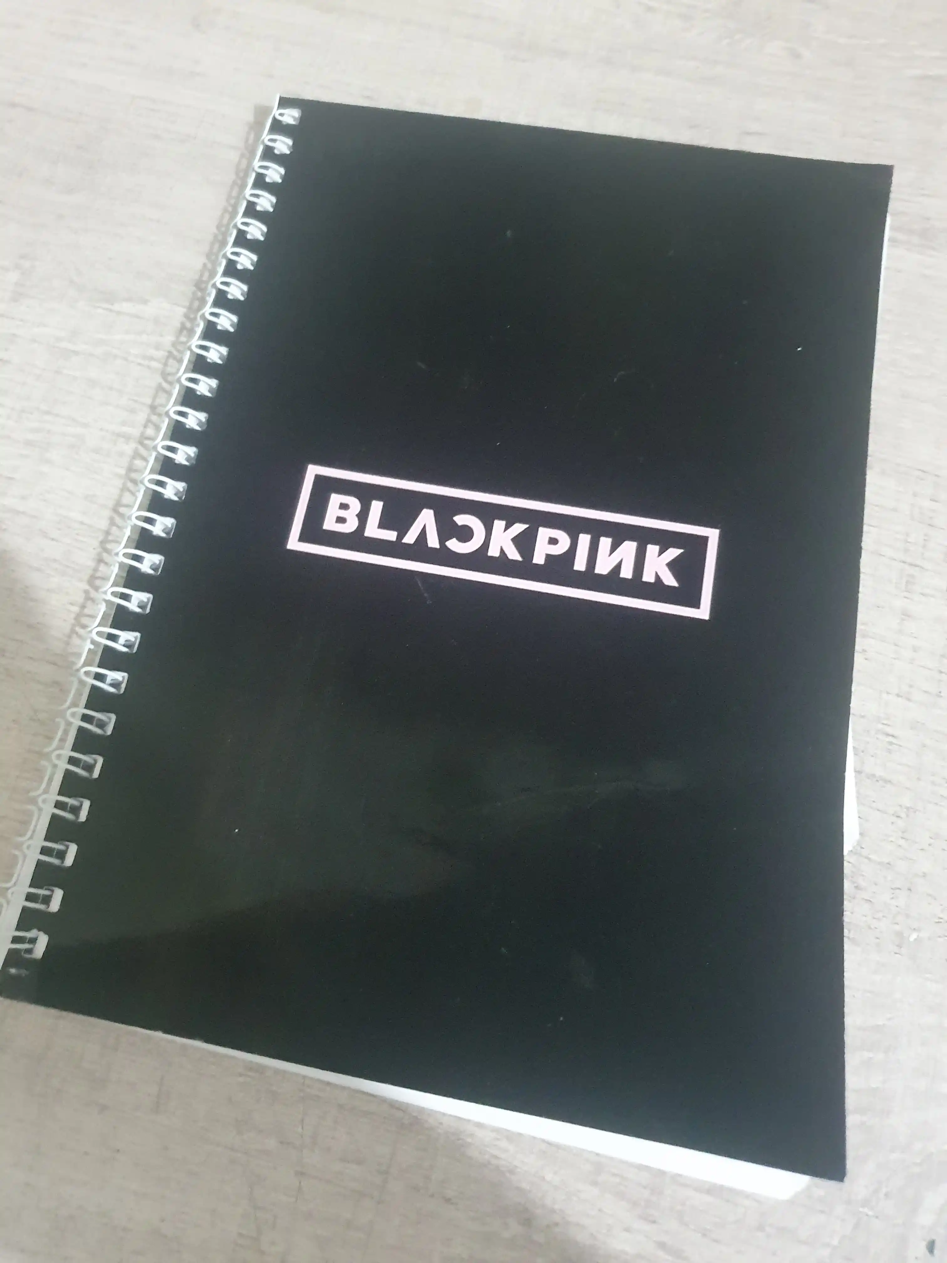 K-POP, Blackpink, BTS, Stray Kids, Bloknot va Planner 2 tasi 1 da - 30 varaqli, 2 bo'limli