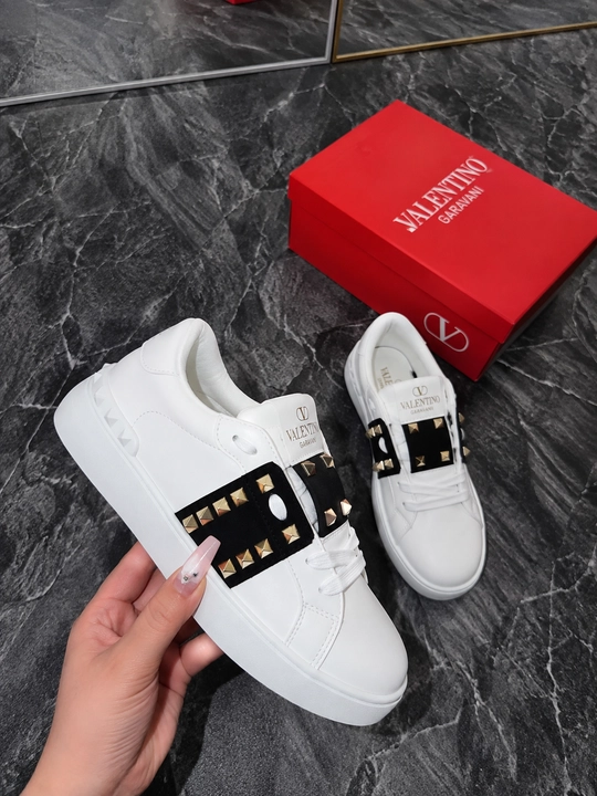 Женские кроссовки Valentino Garavani с коробкой и документами для зимы и весны 36-41