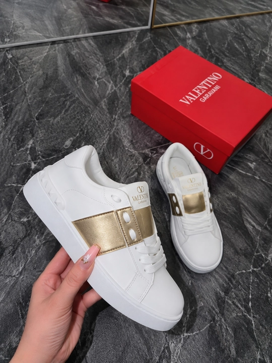 Женские кроссовки Valentino Garavani с коробкой и документами для зимы и весны 36-41