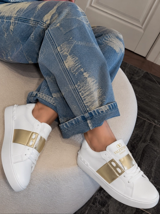 Женские кроссовки Valentino Garavani с коробкой и документами для зимы и весны 36-41