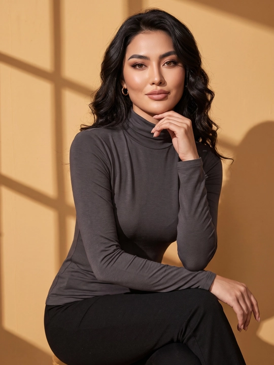 Ayollar uchun vodolazka, asosiy uzun yengli kofta, tomoqli, yopishib turadigan, S–XL