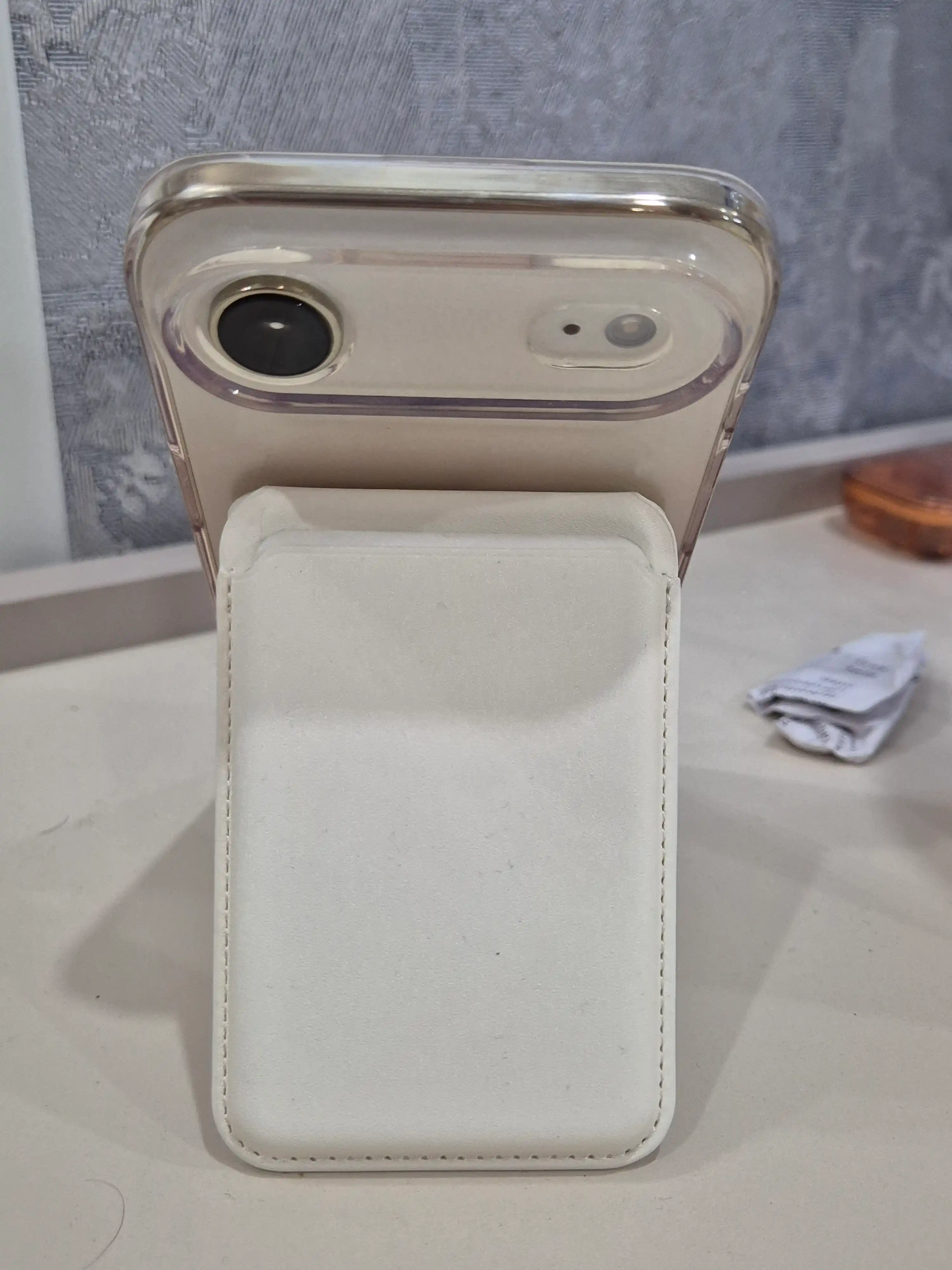 Magnitli kartxolder — Iphone va Android uchun MagSafe karta ushlagich