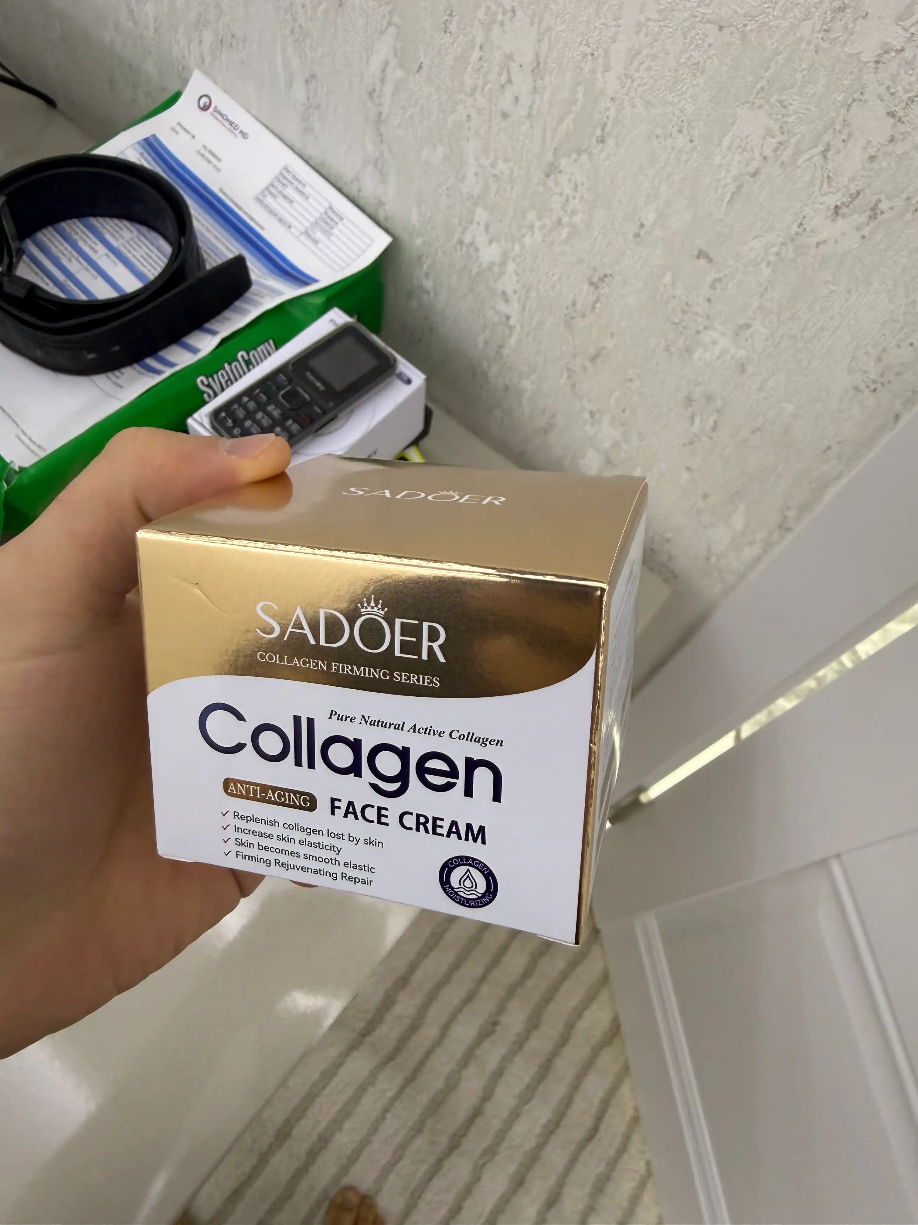 Kollagen va gialuron kislotali namlantiruvchi yuz kremi SADOER, 100 g