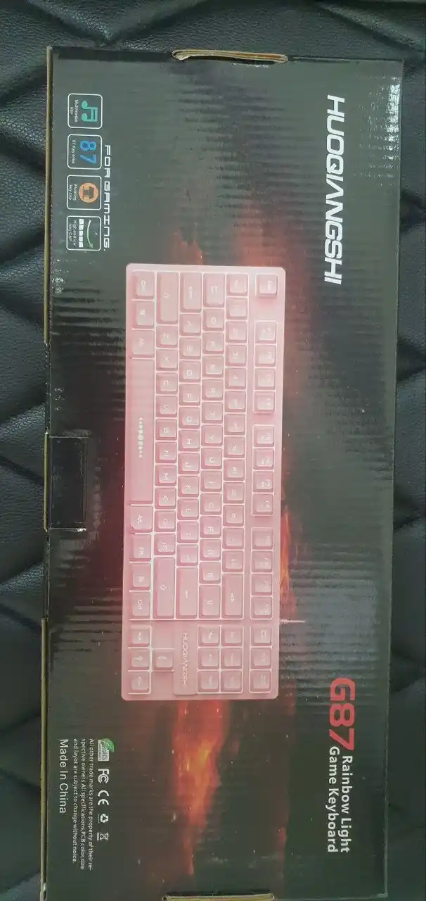 O‘yinchilar va kompyuter uchun simli RGB LED o‘yin klaviaturasi