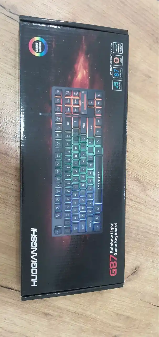 O‘yinchilar va kompyuter uchun simli RGB LED o‘yin klaviaturasi