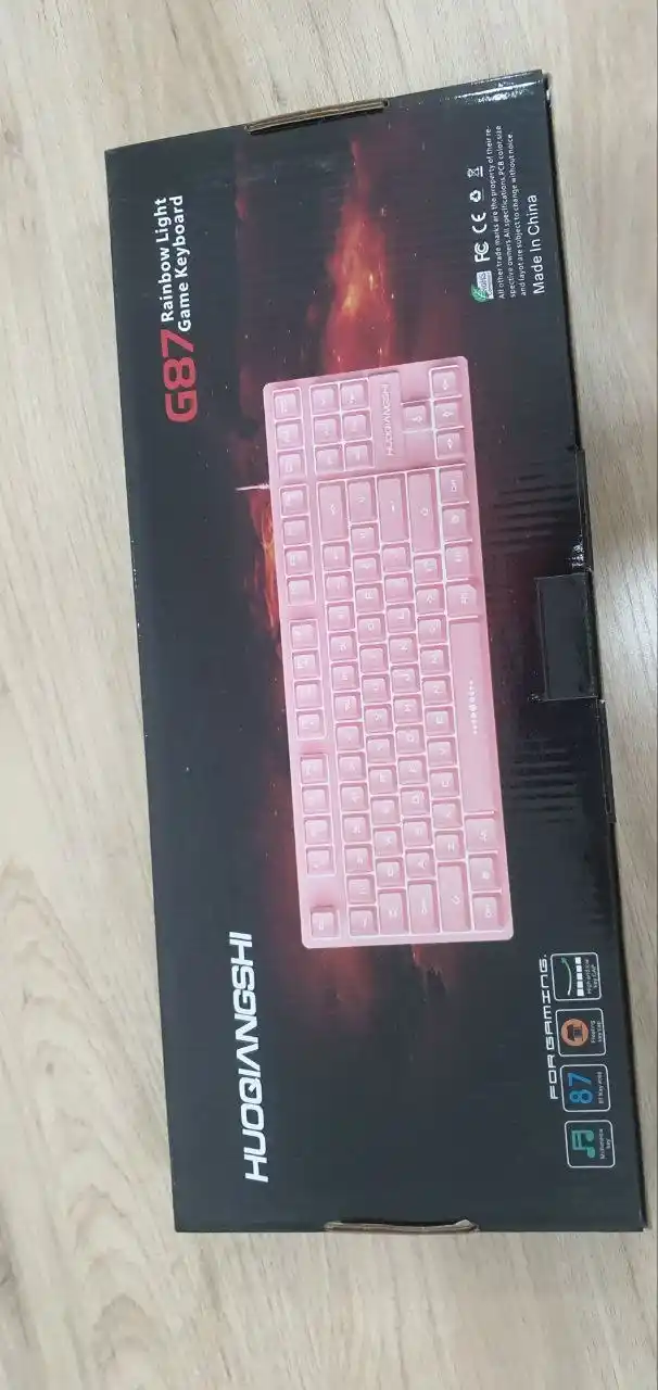 O‘yinchilar va kompyuter uchun simli RGB LED o‘yin klaviaturasi