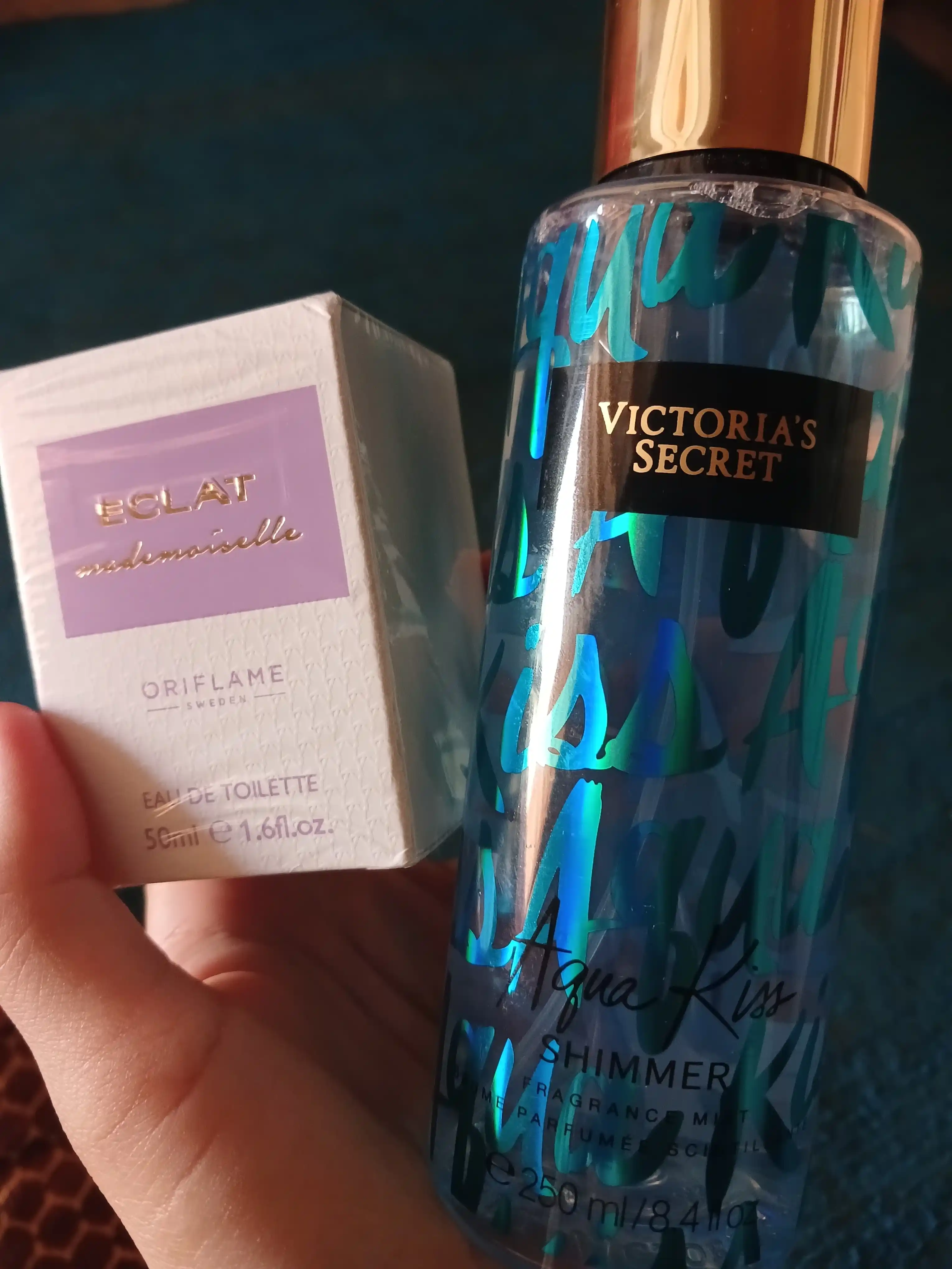 Parfyumlangan tana spreyi suvi Victoria's Secret Spreyi Aqua Kiss Rush, Shimmer, 250 ml