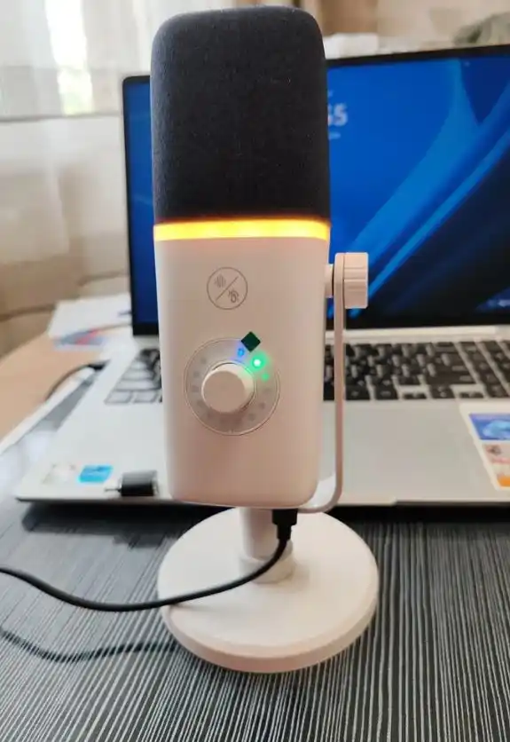 Микрофон для стримов, озвучки и ПК игровой с подсветкой USB, профессиональный