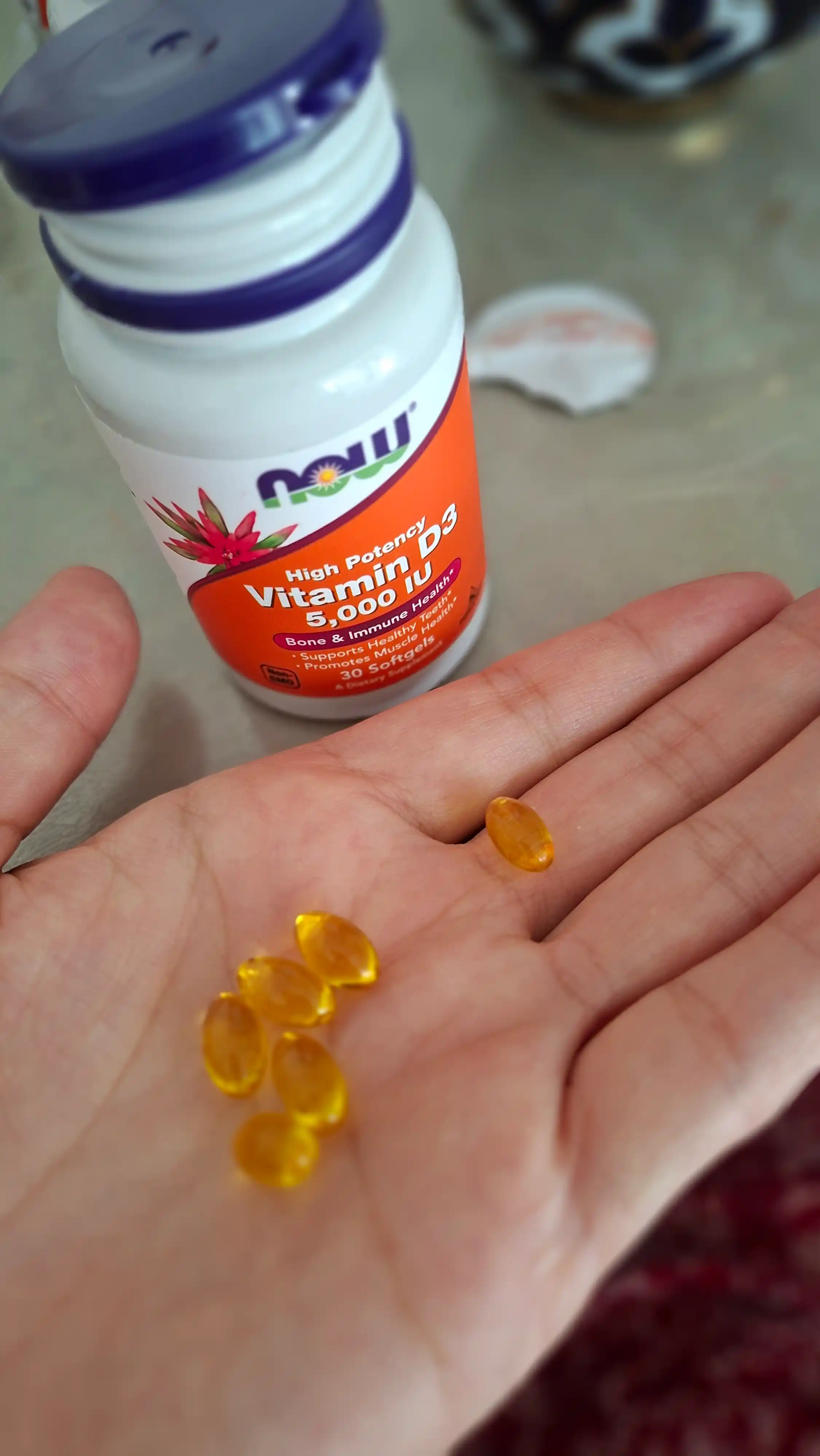 NOW Foods, Vitamin D3 5000 ME, 10000 ME yumshoq kapsulalar, Halol