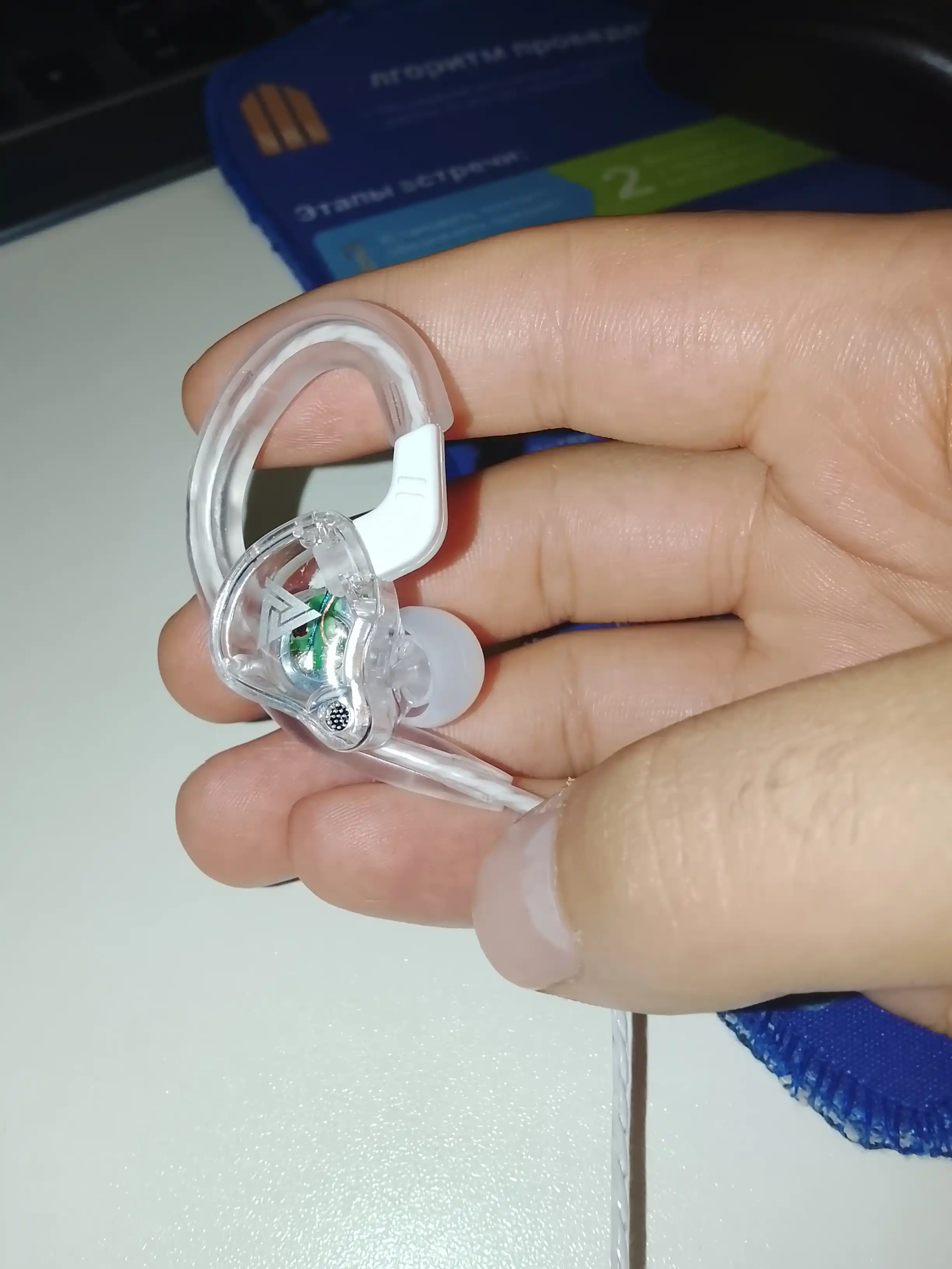 Simli quloqchinlar QKZ AK6 Hi-Res, 3.5 mm AUX, chuqur bas, mikrofon, hi-res tovush