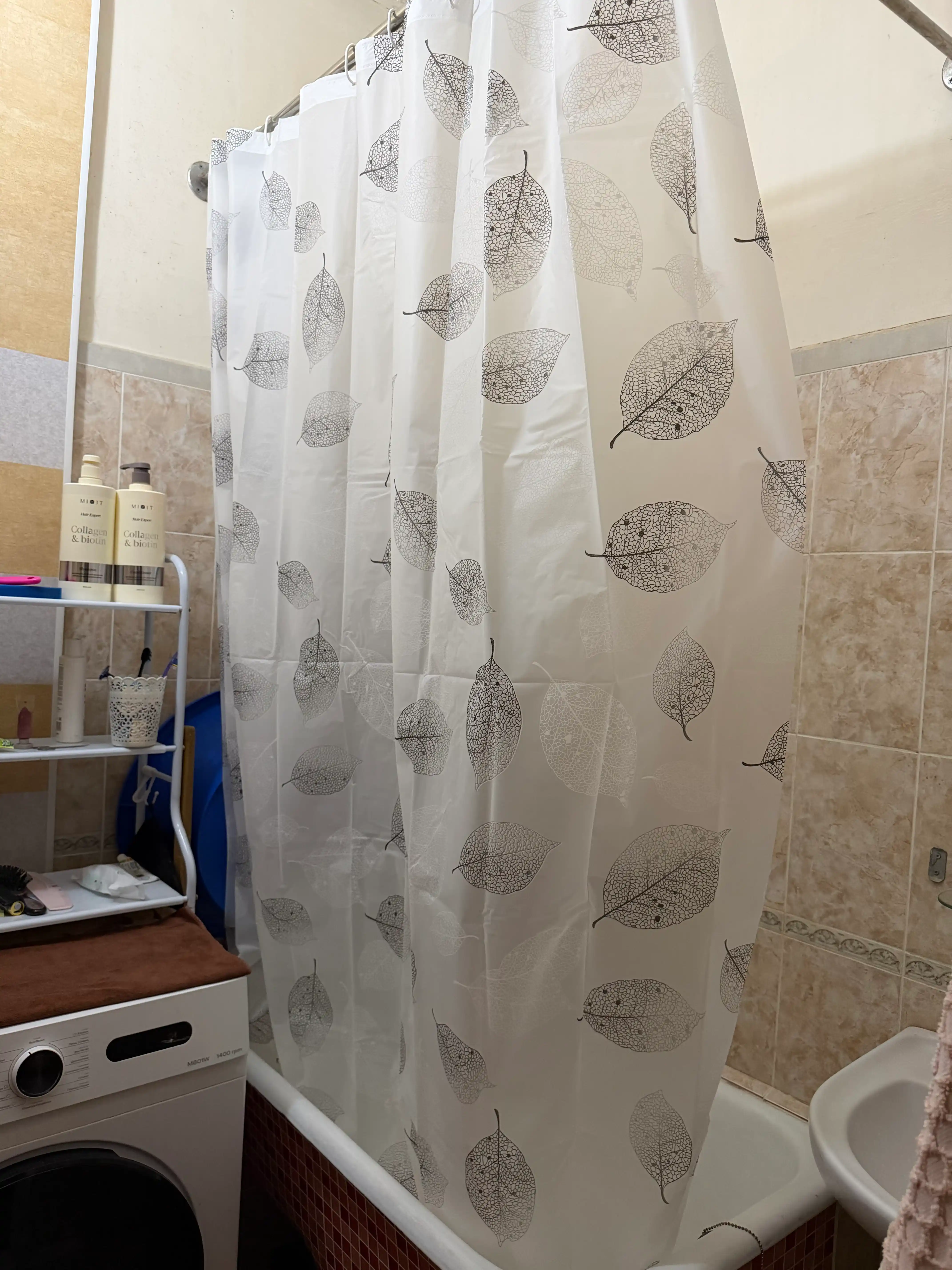 Pardalar, vannaxona va dush uchun pardalar, halqali