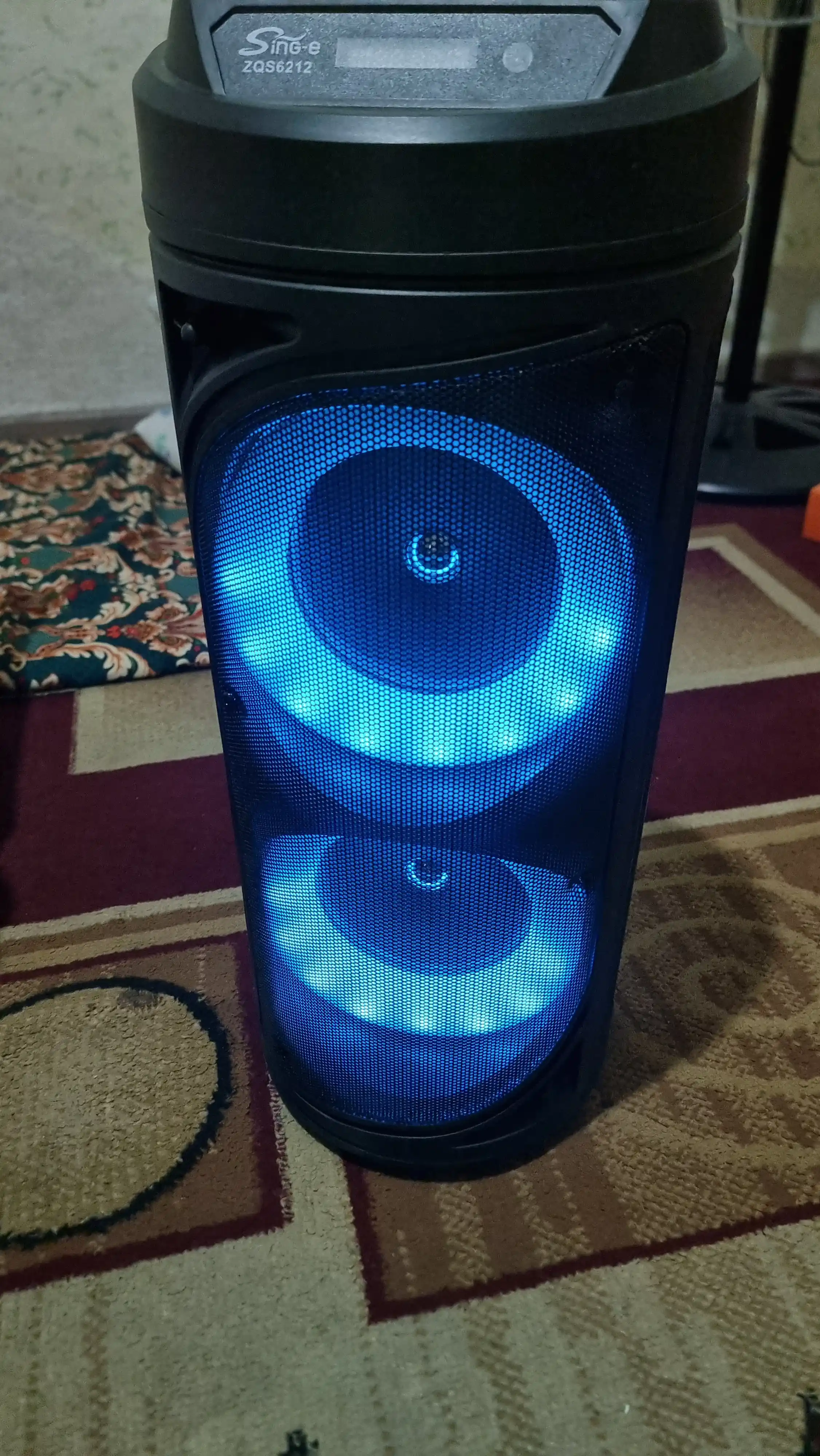 Караоке колонка ZQS6212 Bluetooth, 51 см, с микрофоном, световым эффектом RGB