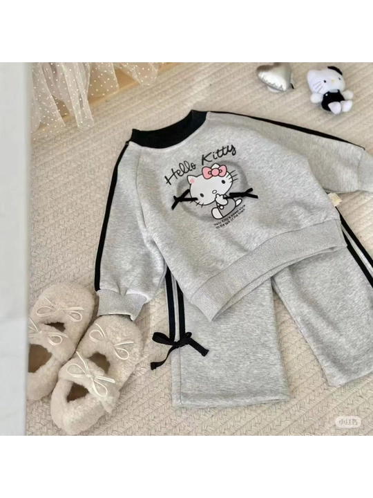 Костюм спортивный для девочки