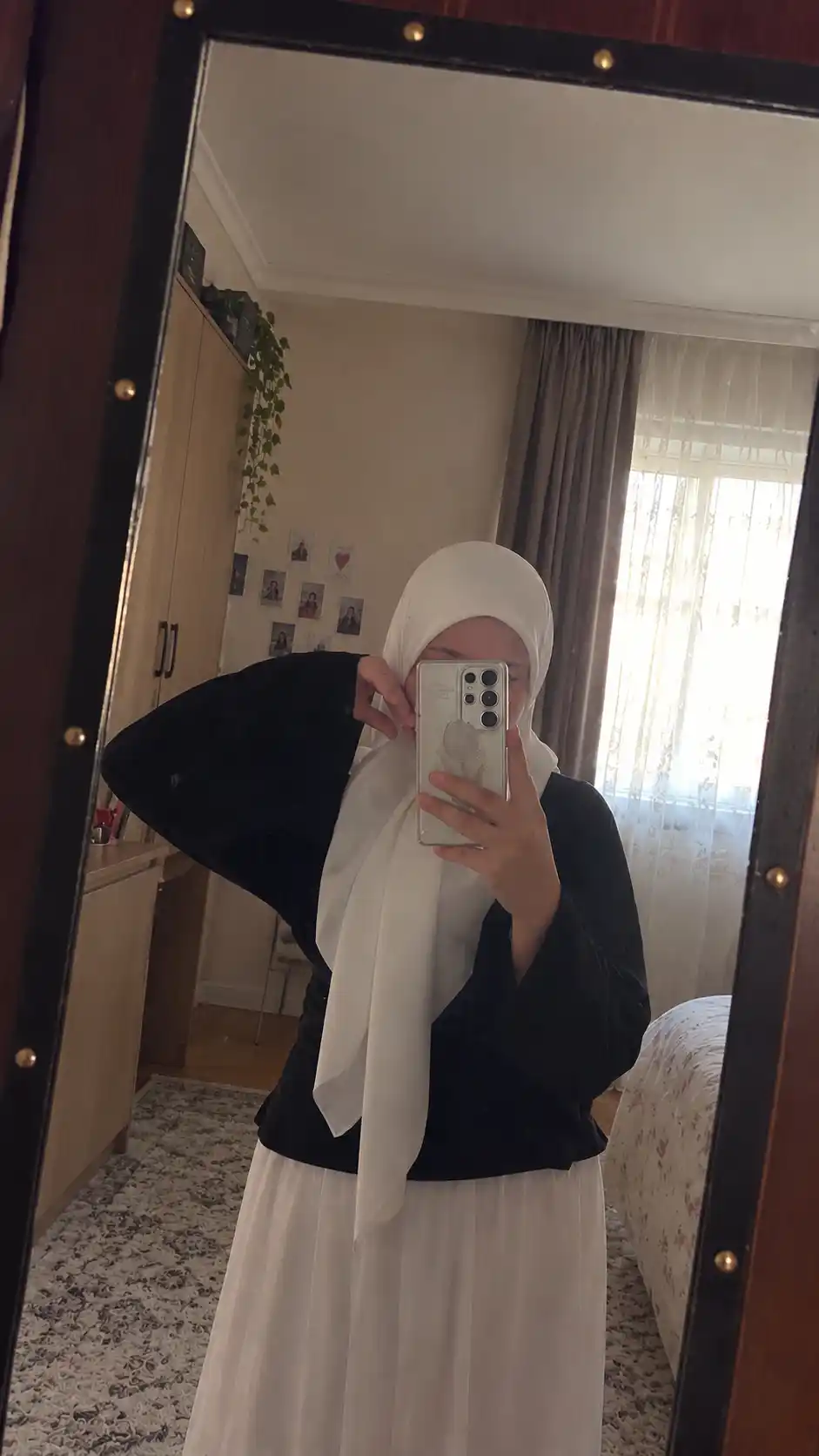 Женская кофта со шнуровкой сзади