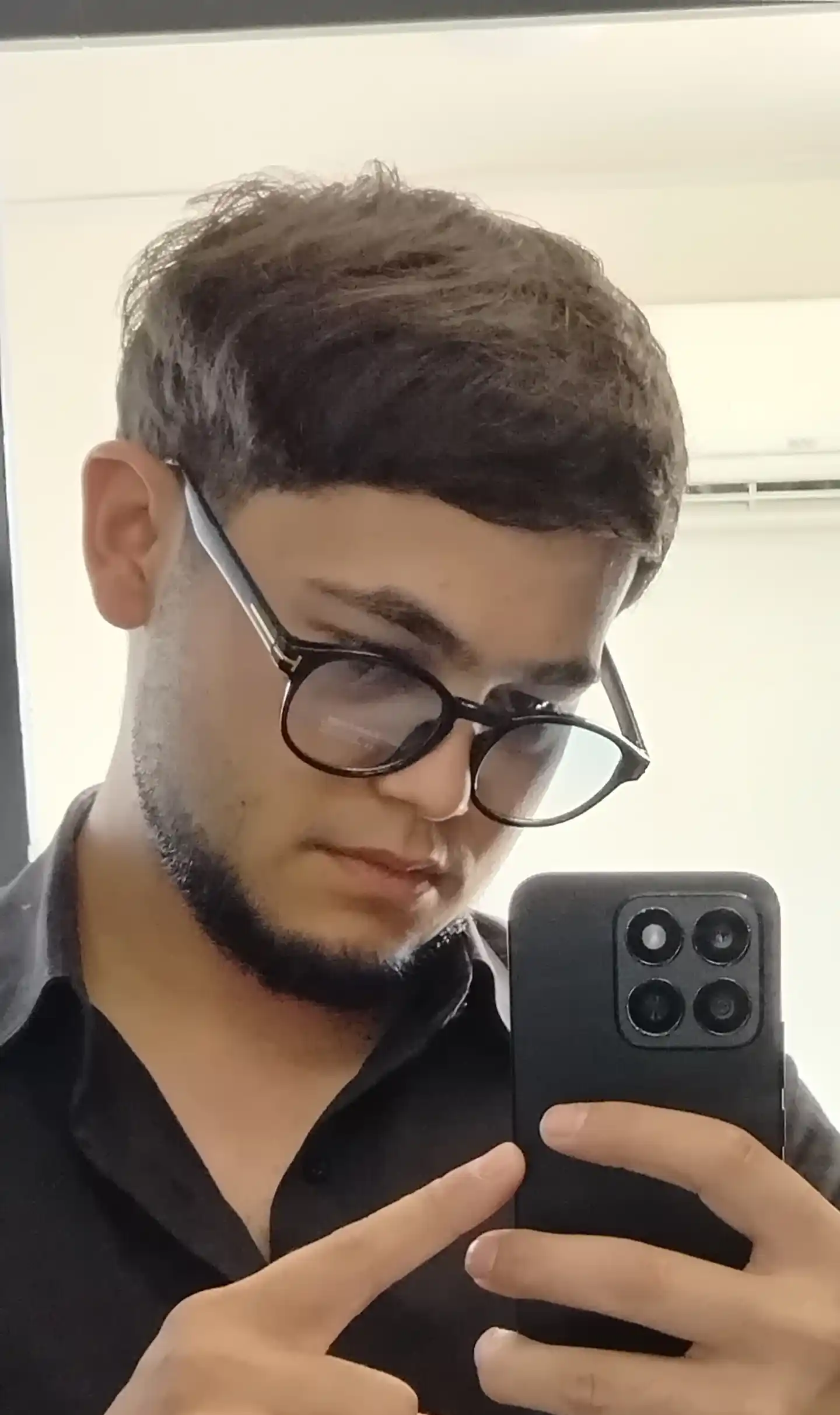 Erkaklar va ayollar uchun g‘ilofsiz quyosh ko‘zoynagi