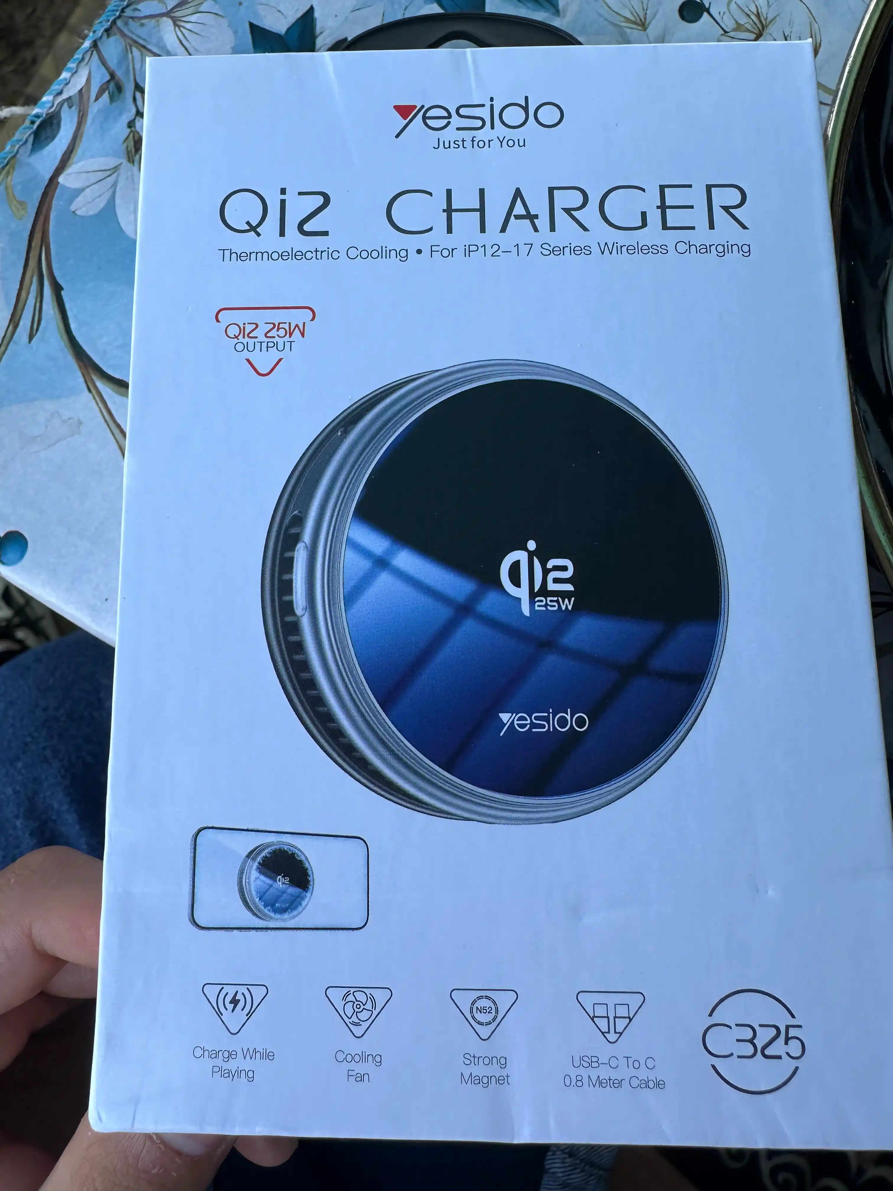 Yesido C325 Qi2 25W - iPhone 12-17 uchun sovutiladigan magnitli simsiz quvvatlash sovutgichi