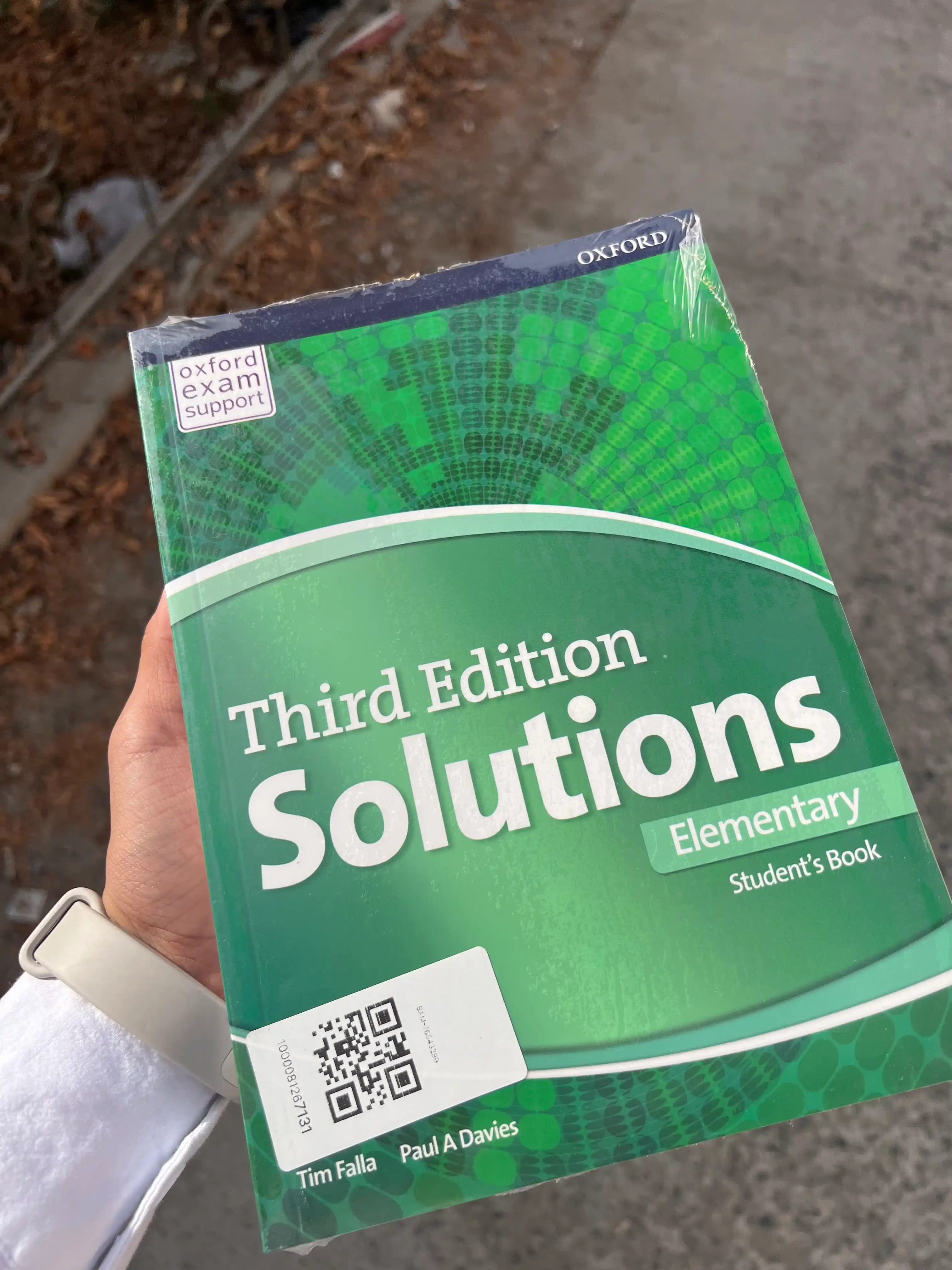 Solutions, Elementary, Third Edition, Student's Book+Workbook