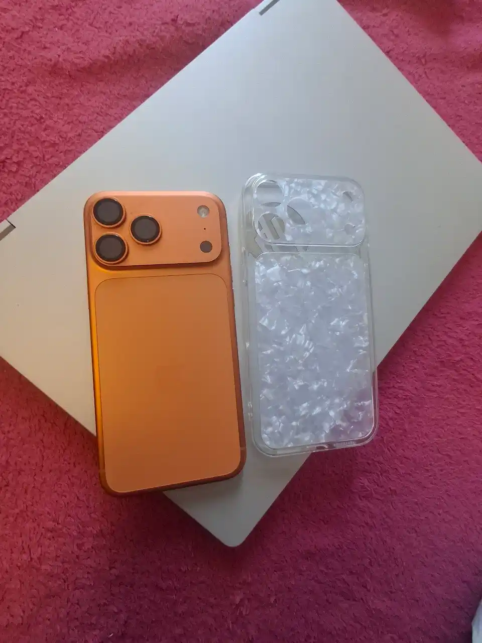 IPhone g‘ilofi, shaffof iPhone g‘ilofi, ayollar uchun g‘ilof