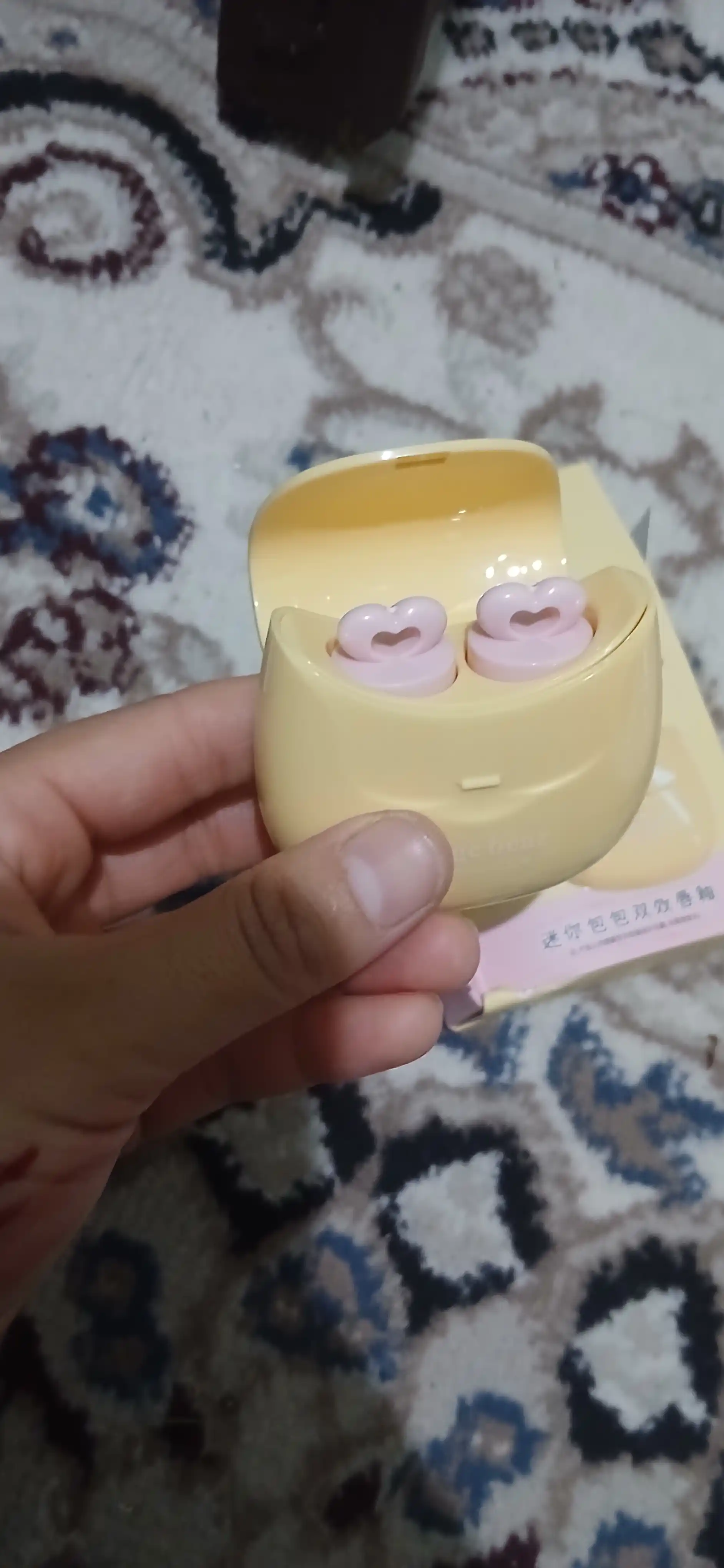 Pamada, lab bo‘yog‘i, mat, blesk, AirPods pomada, tint, brelok pomada, yurakchali pamada