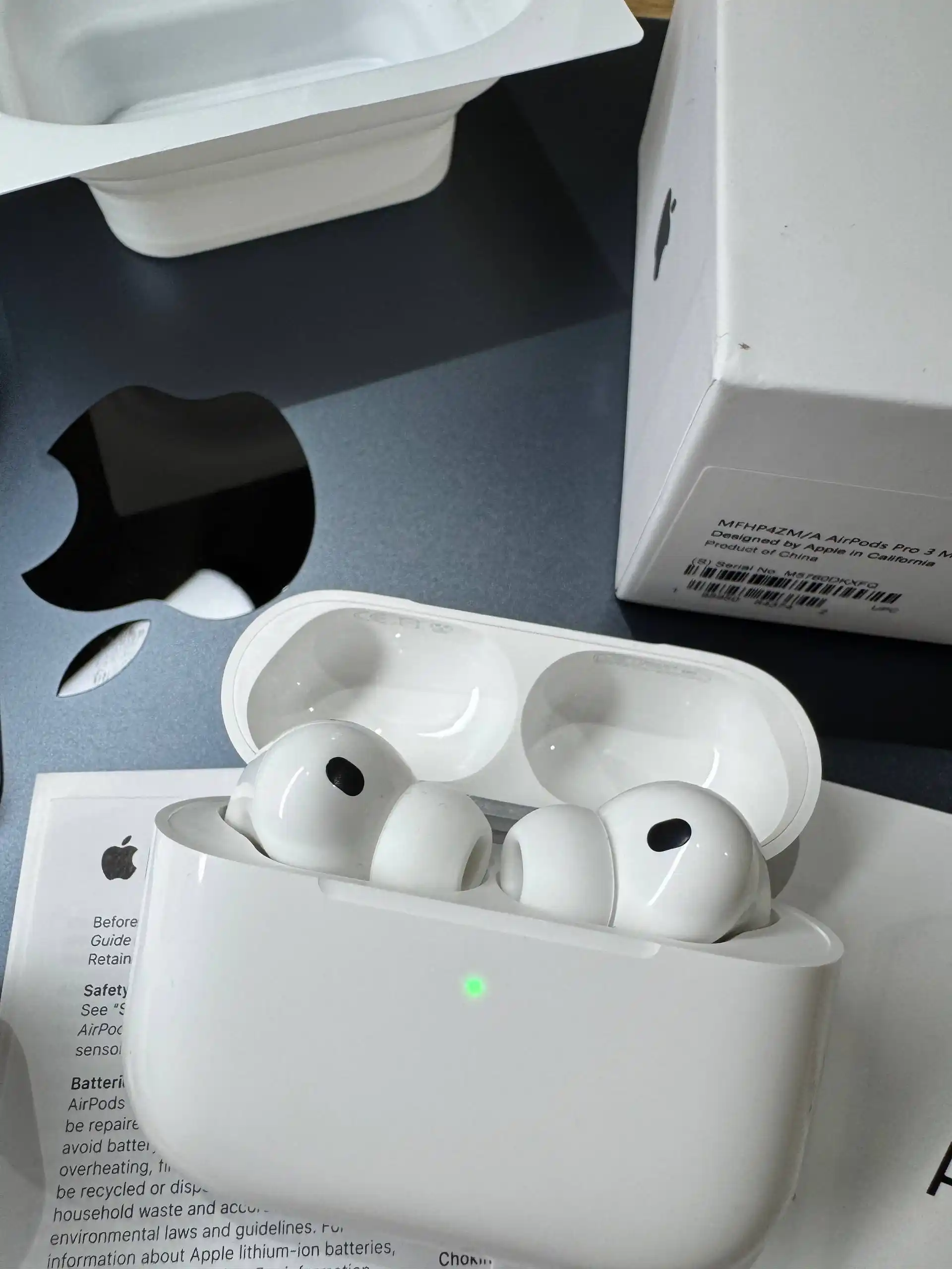 Simsiz quloqchinlar Pods Pro 3, iPhone va Android uchun naushnik sensorli (+bonus sovg'a)