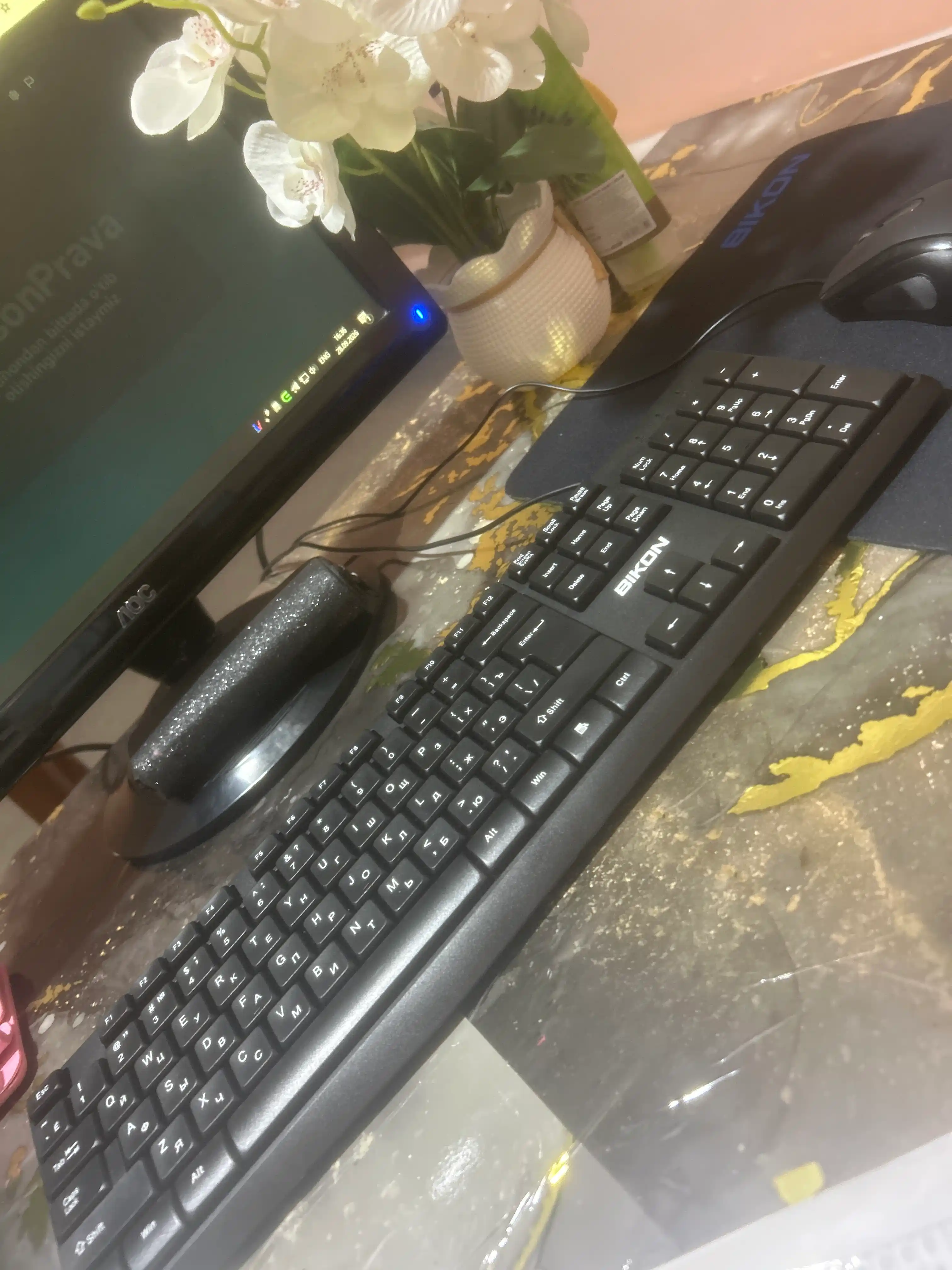 Simli klaviatura va sichqoncha BIKON