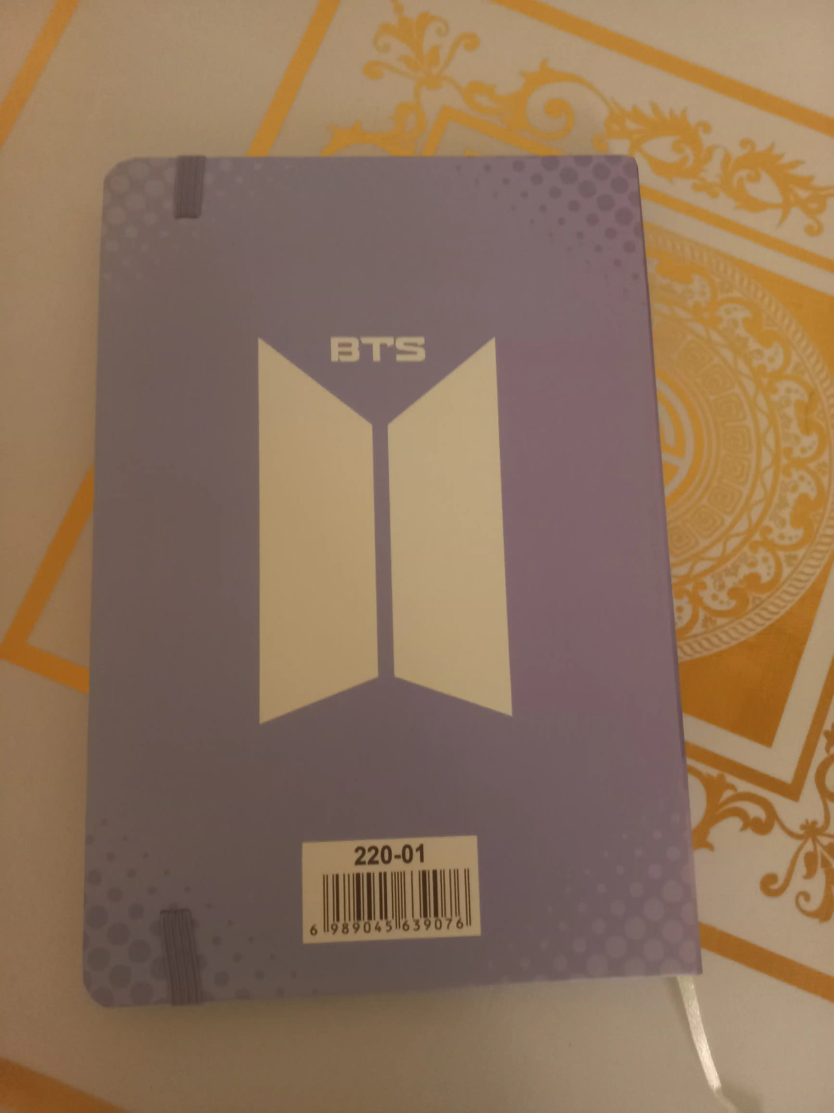 Sovg'a uchun bloknot, BTS