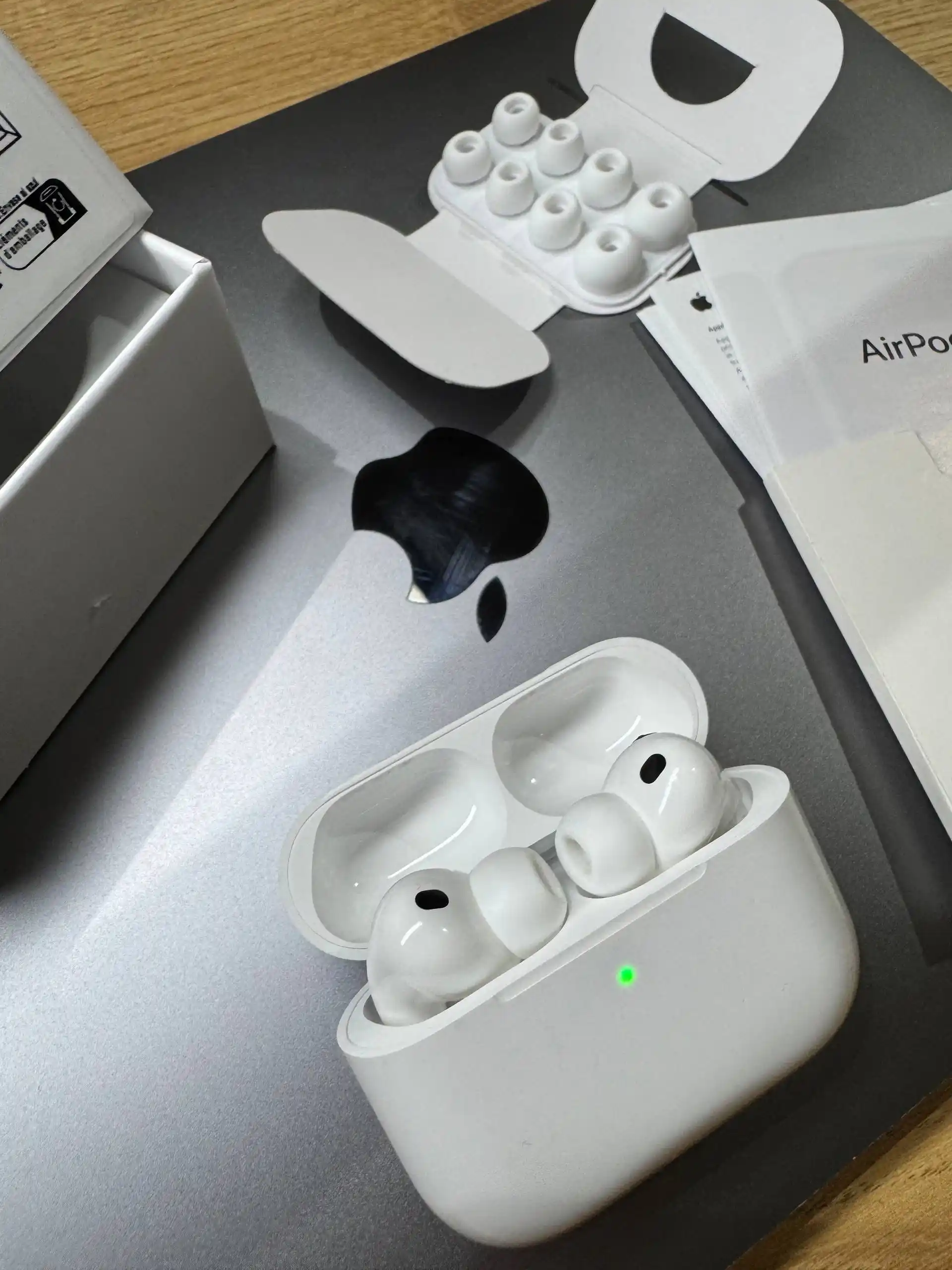 Simsiz quloqchinlar Pods Pro 3 ANC Premium, iPhone va Android uchun naushnik (+1ta sovg‘a)