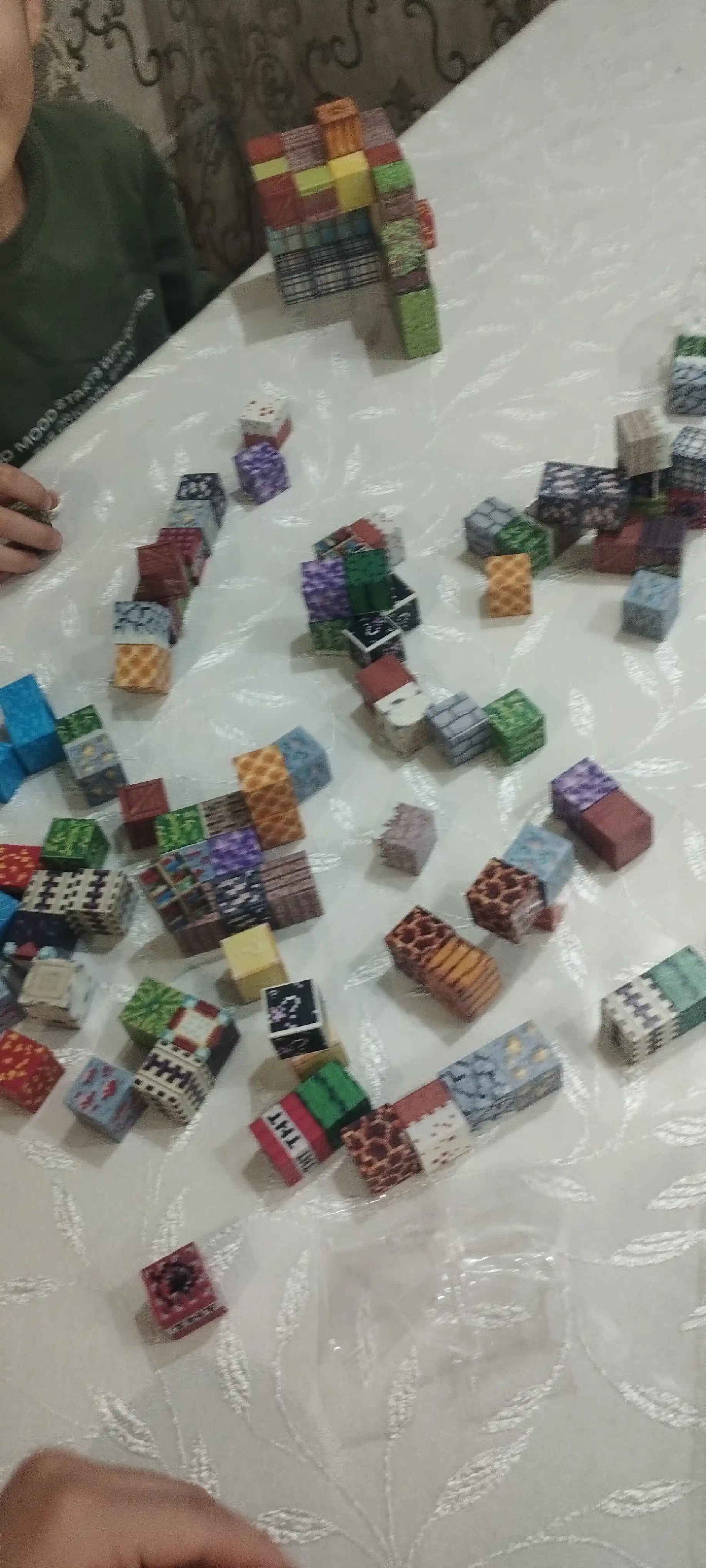 Minecraft My World magnit konstruktori, bolalar uchun rivojlantiruvchi kubiklar