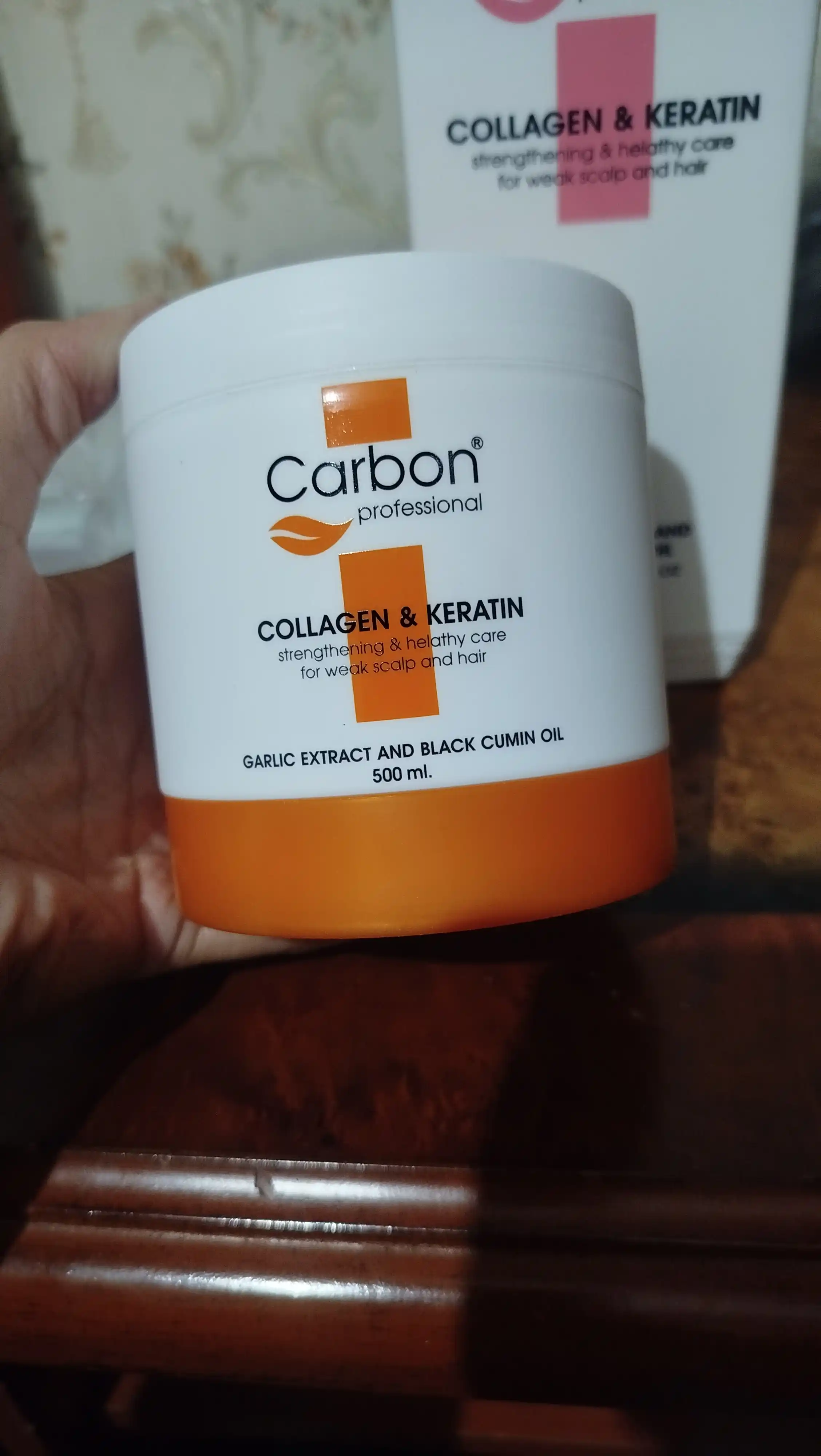 OMEGA Carbon Professional Бальзам для волос Collagen & Keratin Питает  и придаёт гладкость