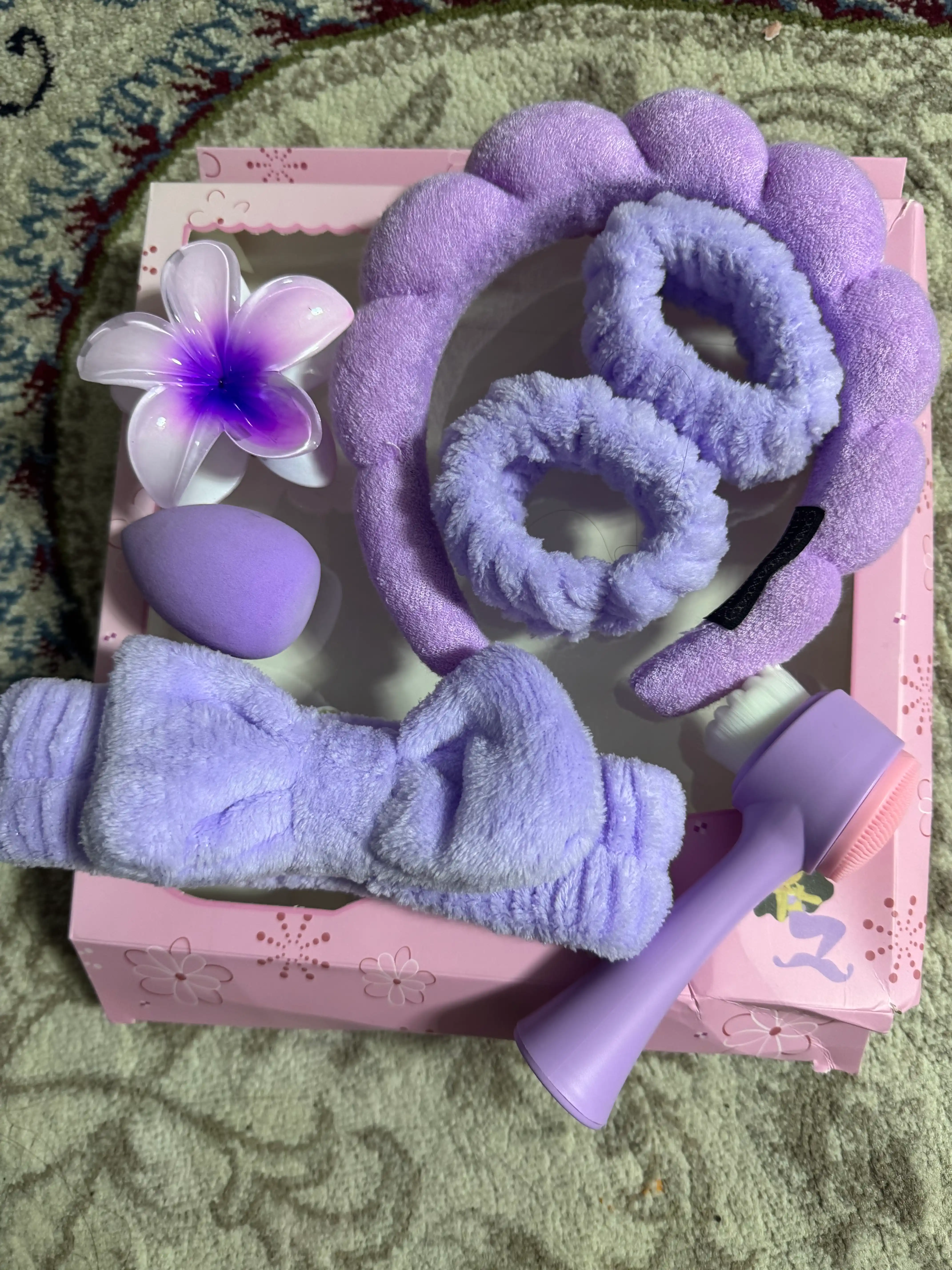 Beauty Gift Set  10 in 1 – Yuz Parvarishi To’plami + 2ta maska sovg'a