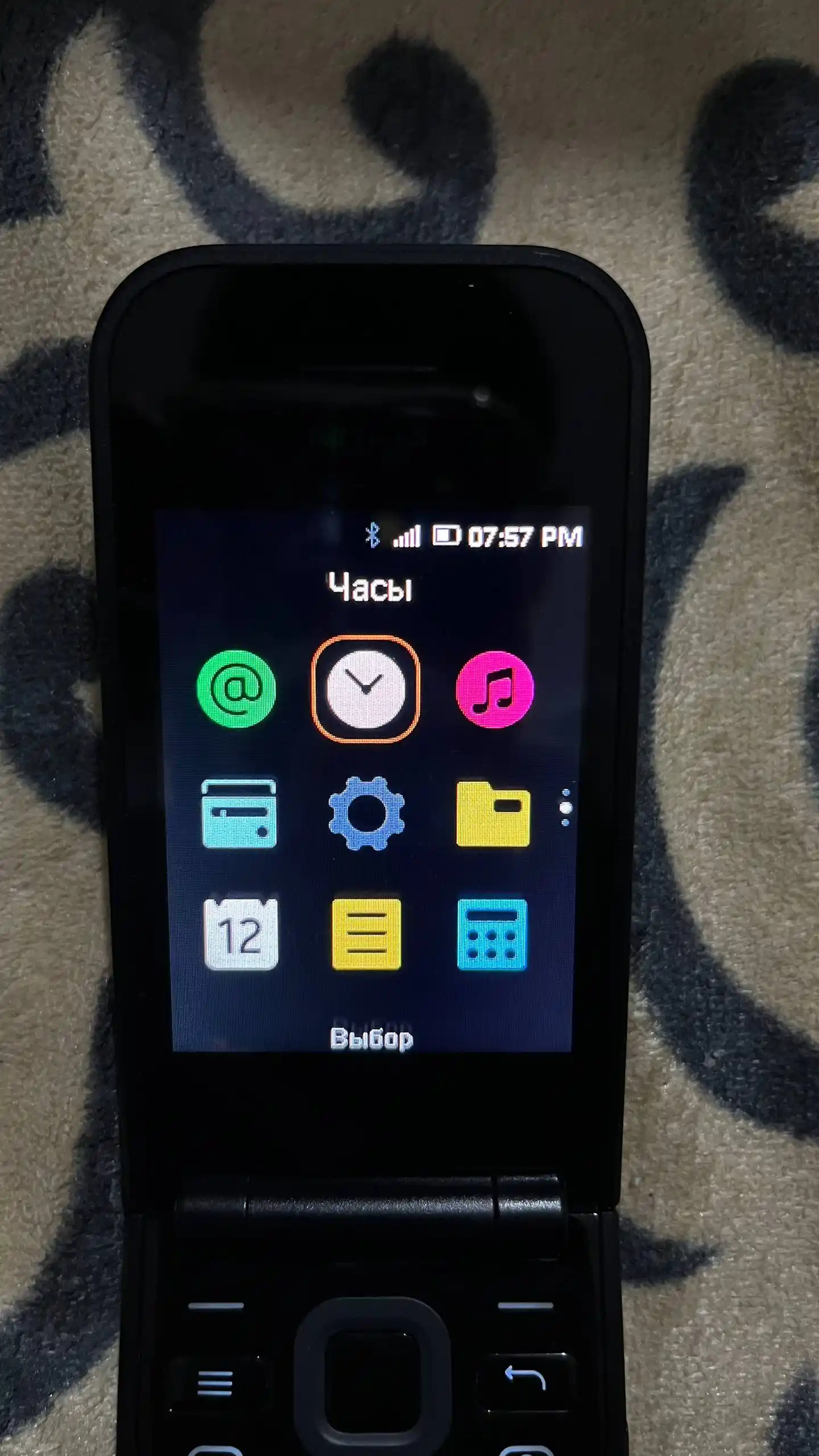 Nokia 2720 Flip кнопочный телефон 2 сим карты 1500мАч батарея два экрана раскладной корпус