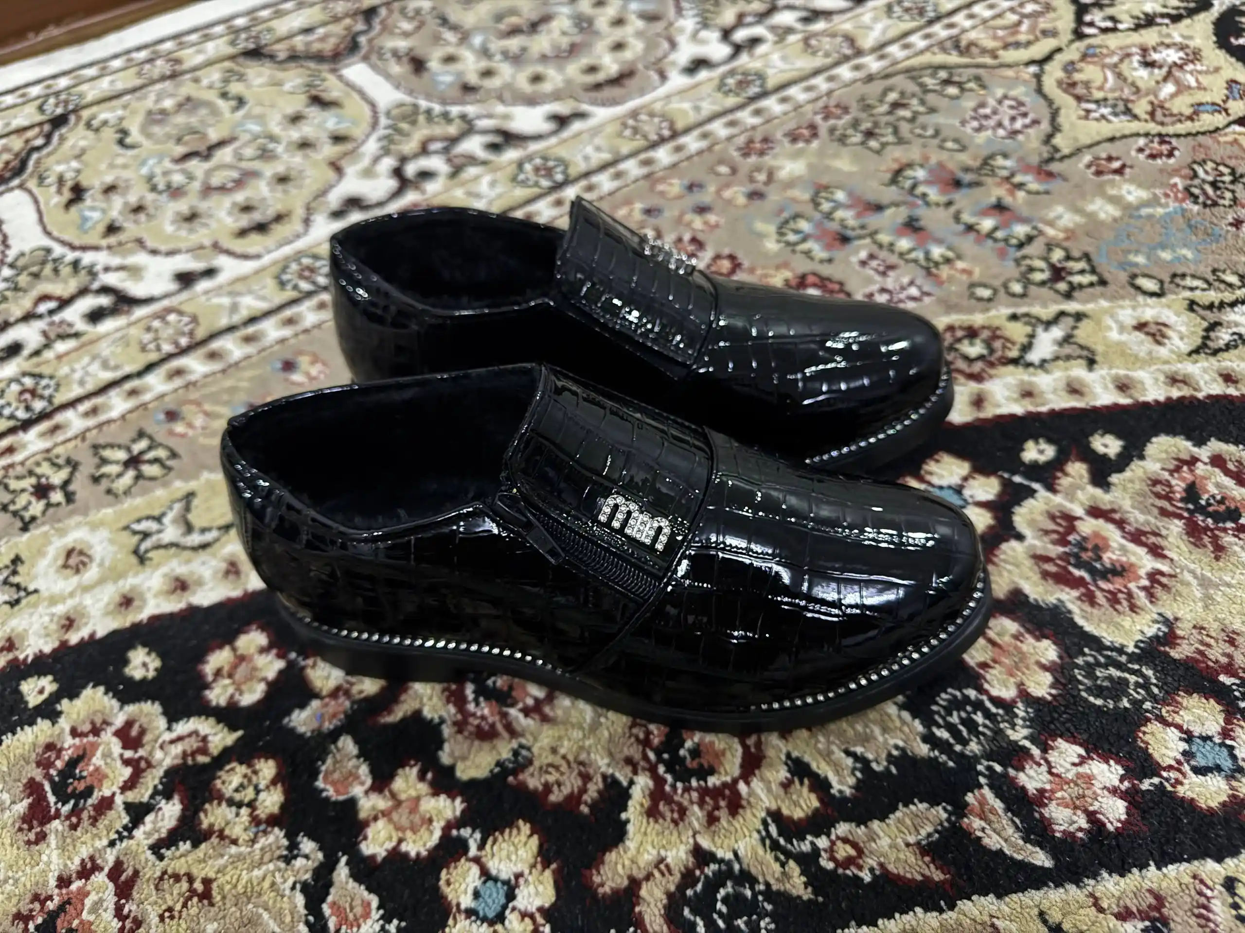 Ayollar sapogi — zamonaviy, nafis va qulay