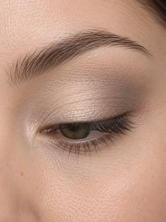 Alvin D’or EYE STUDIO AES-14 ikki rangli ko‘z tenlari, 5 g
