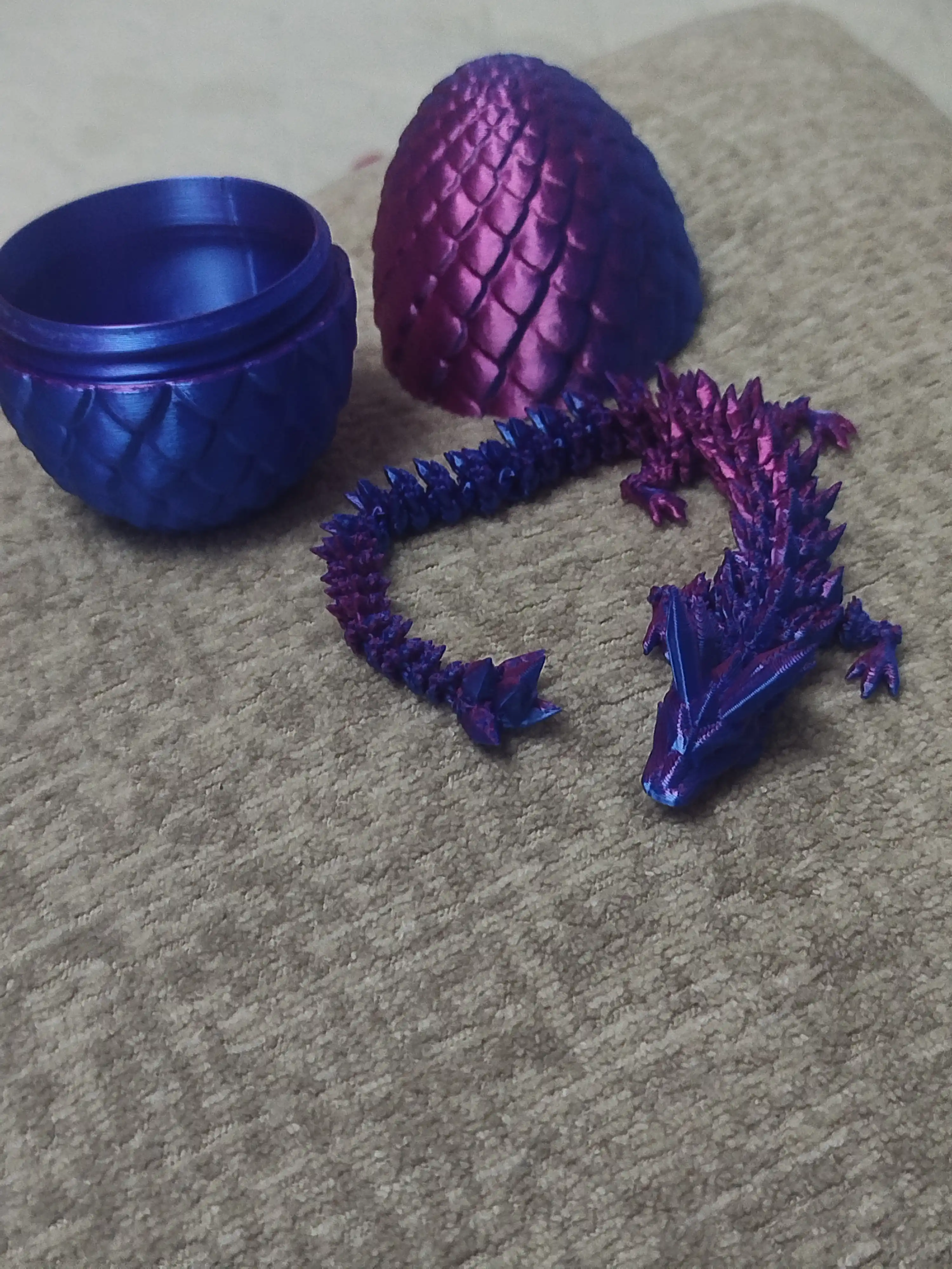 Креативная игрушка — дракон и змея, напечатанные на 3D-принтере