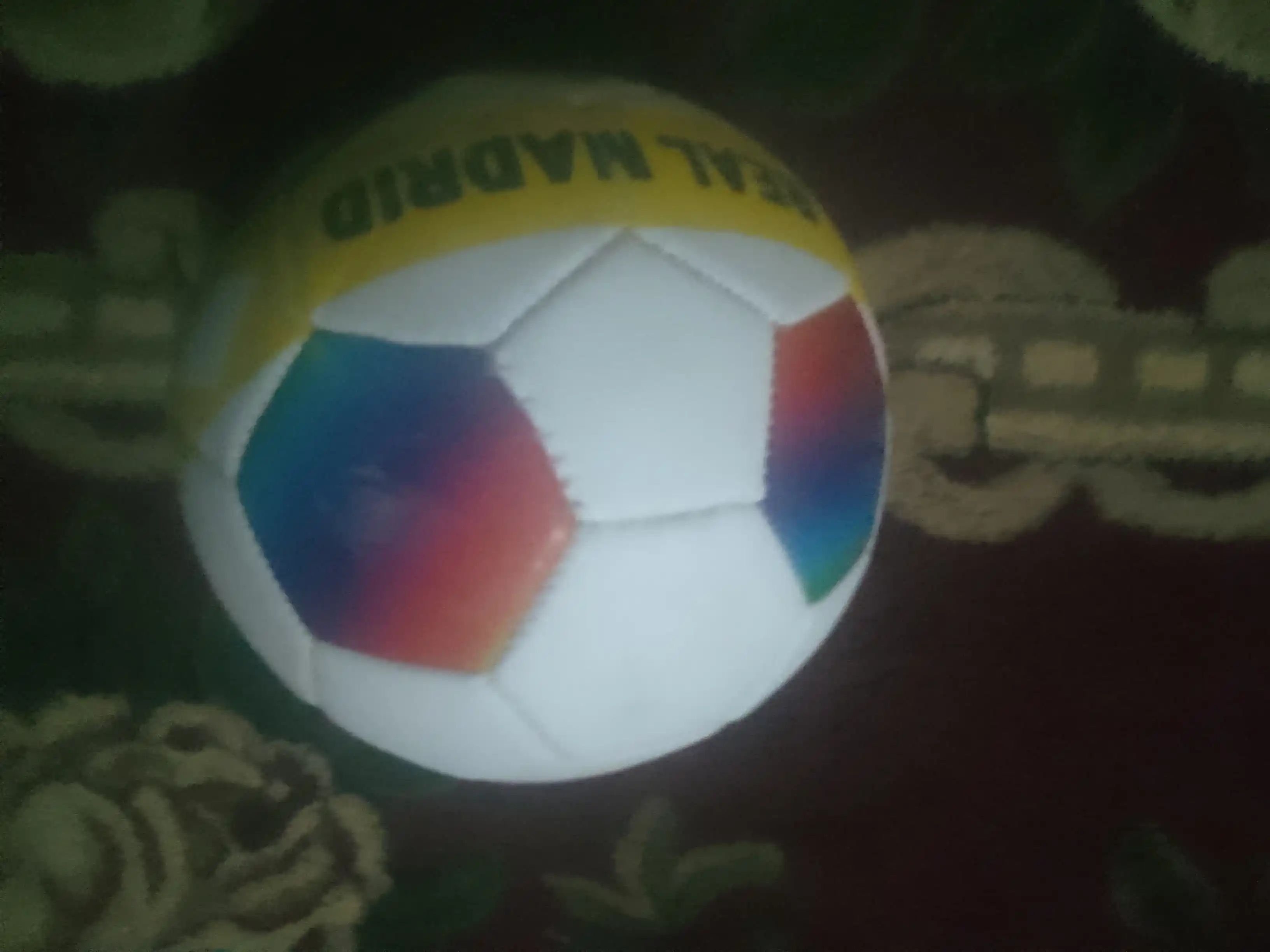 5-o‘lchamli futbol to‘pi