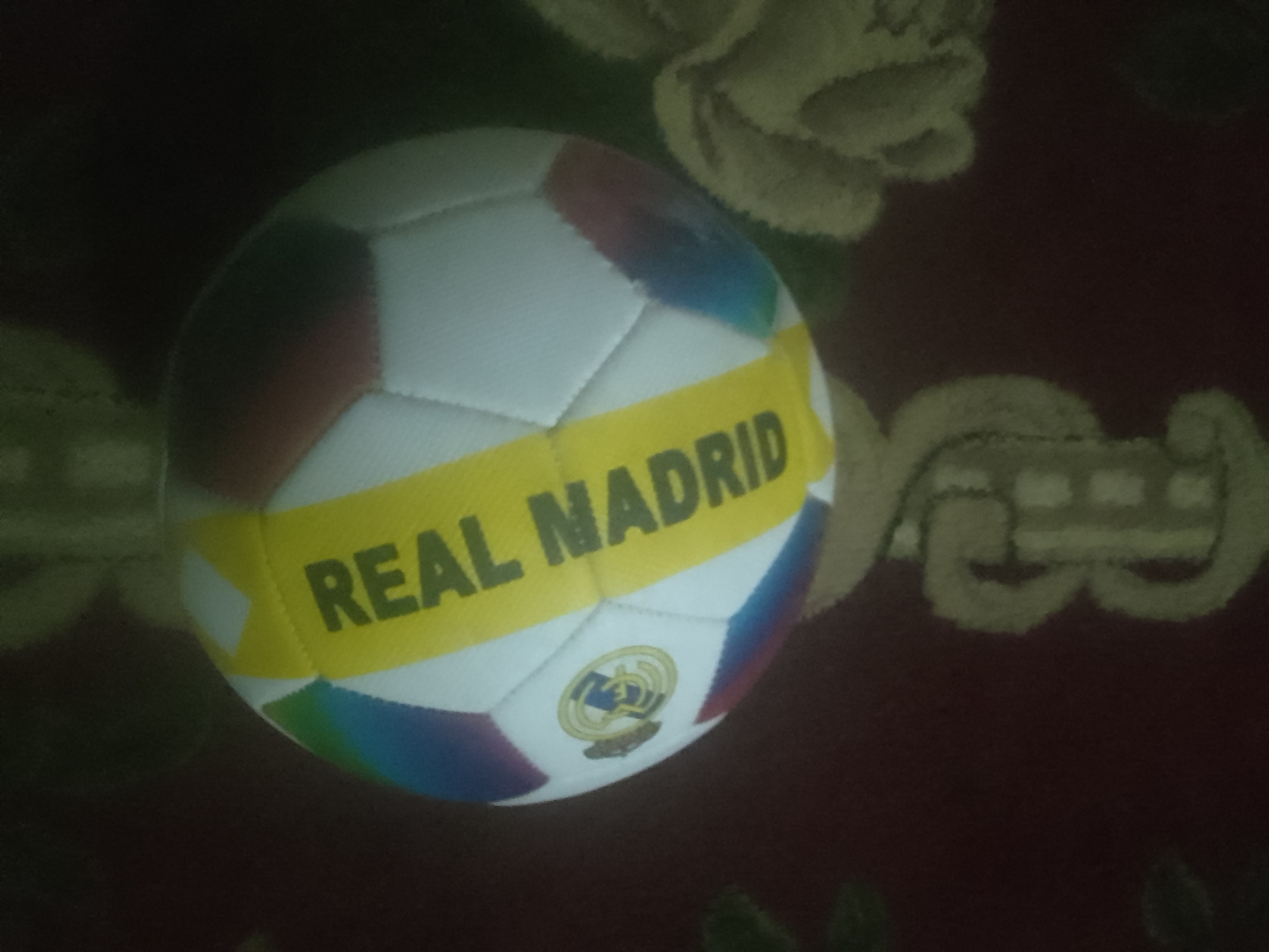 5-o‘lchamli futbol to‘pi