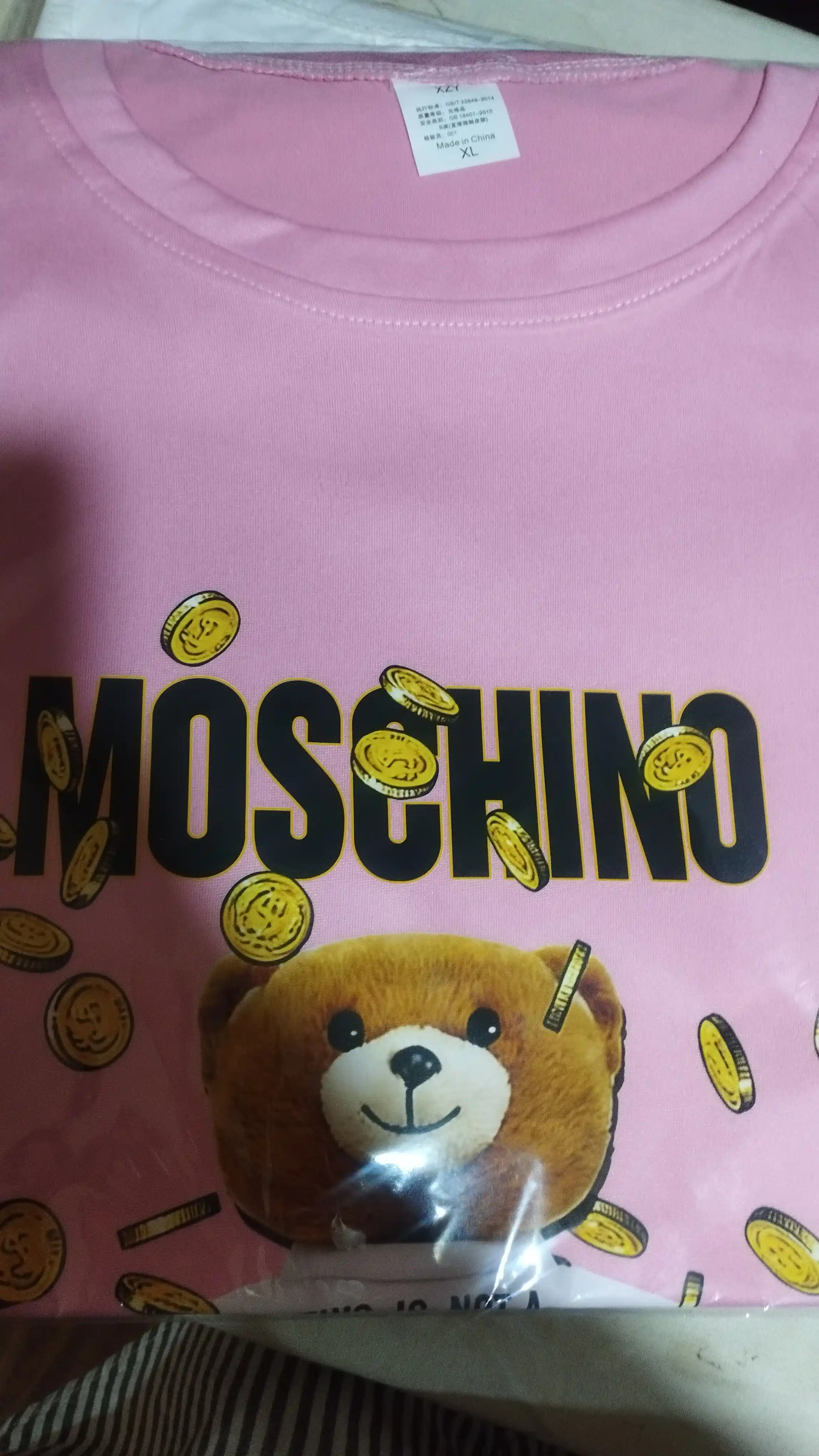 Ayollar futbolkasi, printli, keng fason, oq/pushti/qora, 9 tur, M-XL