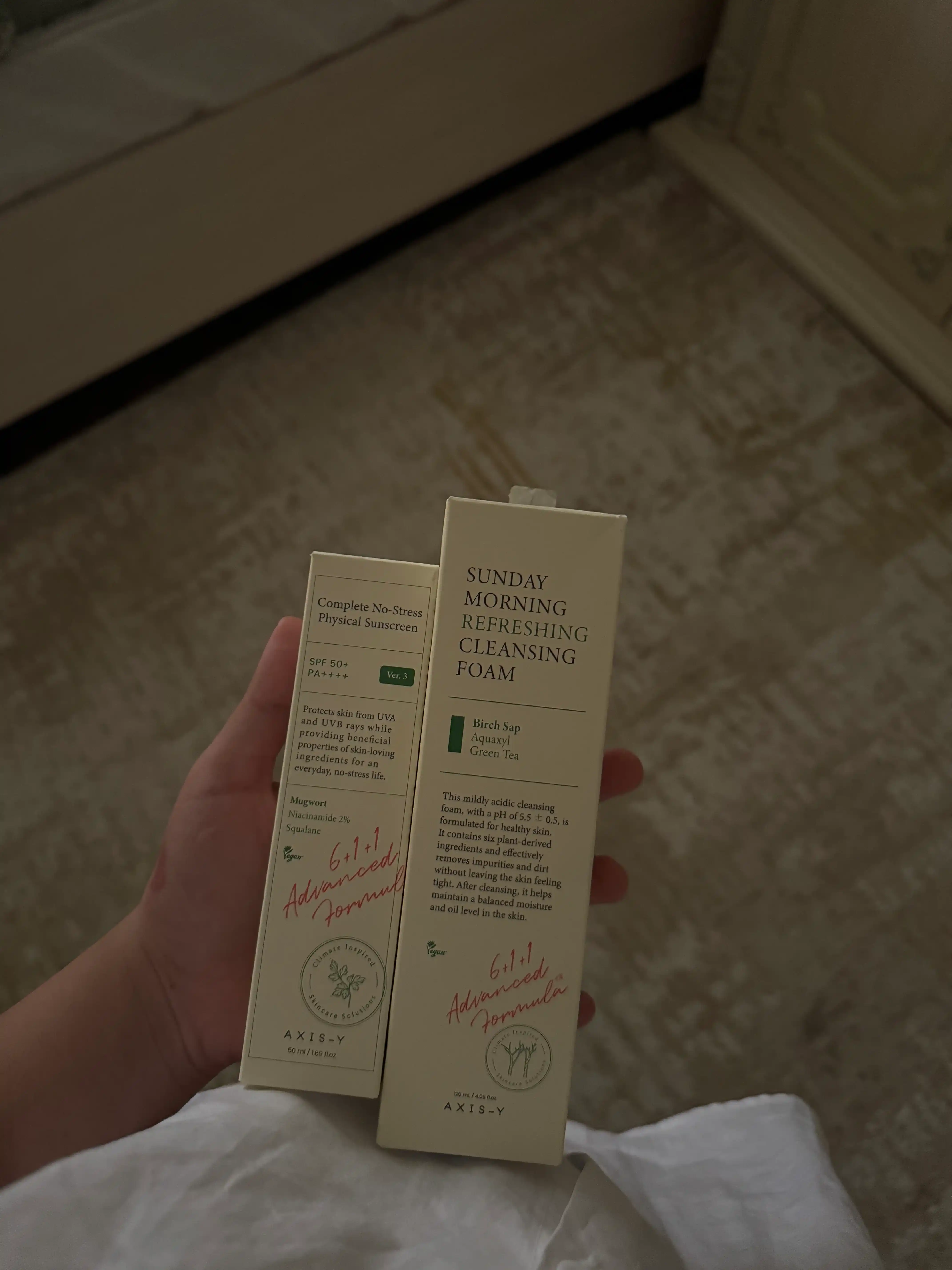 Axis-Y SPF 50+ без масляный солнцезащитный крем, защищает от ультрафиолетовых лучей, 50 мл