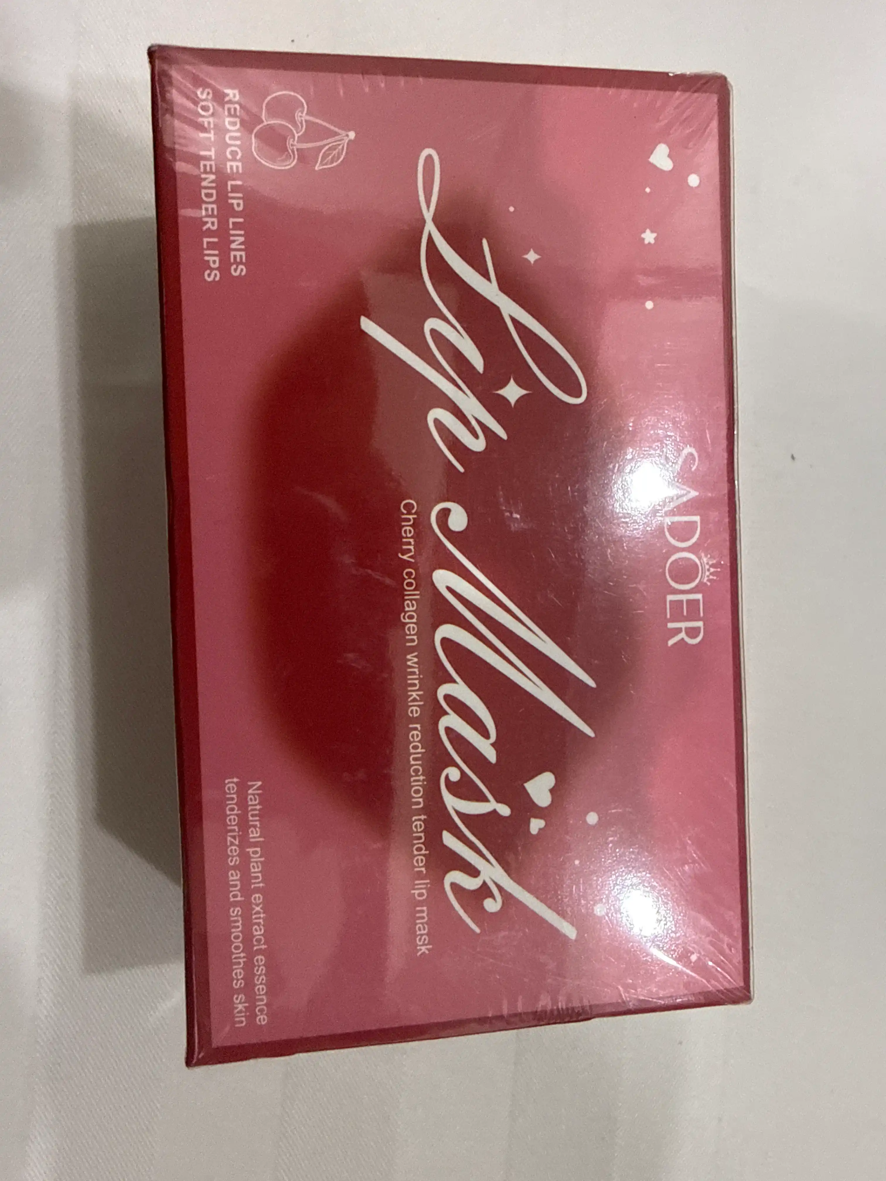 Маска для губ — нежные патчи глубоко увлажняют, смягчают и уменьшают морщинки. 20 шт