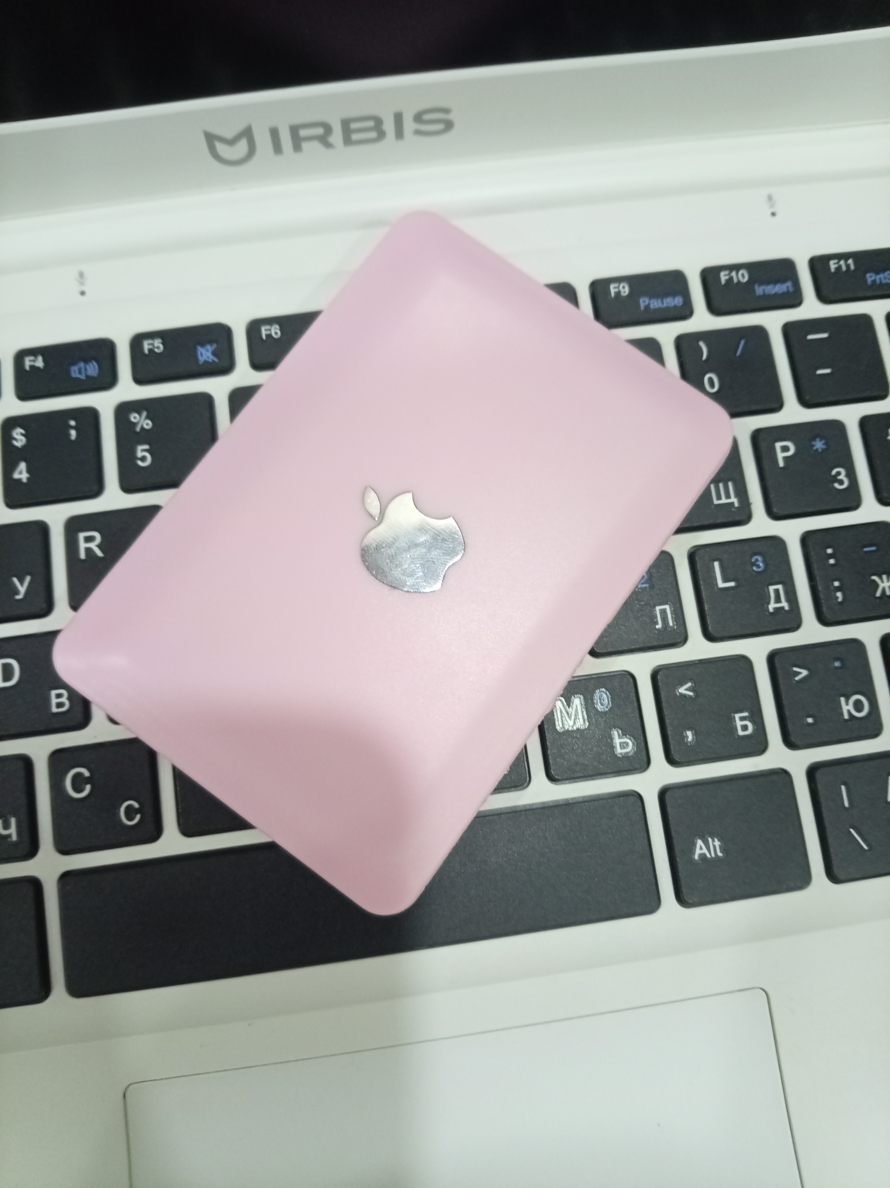 Зеркало компьютер MacBook, компактное карманное зеркальце для макияжа в ноутбуке