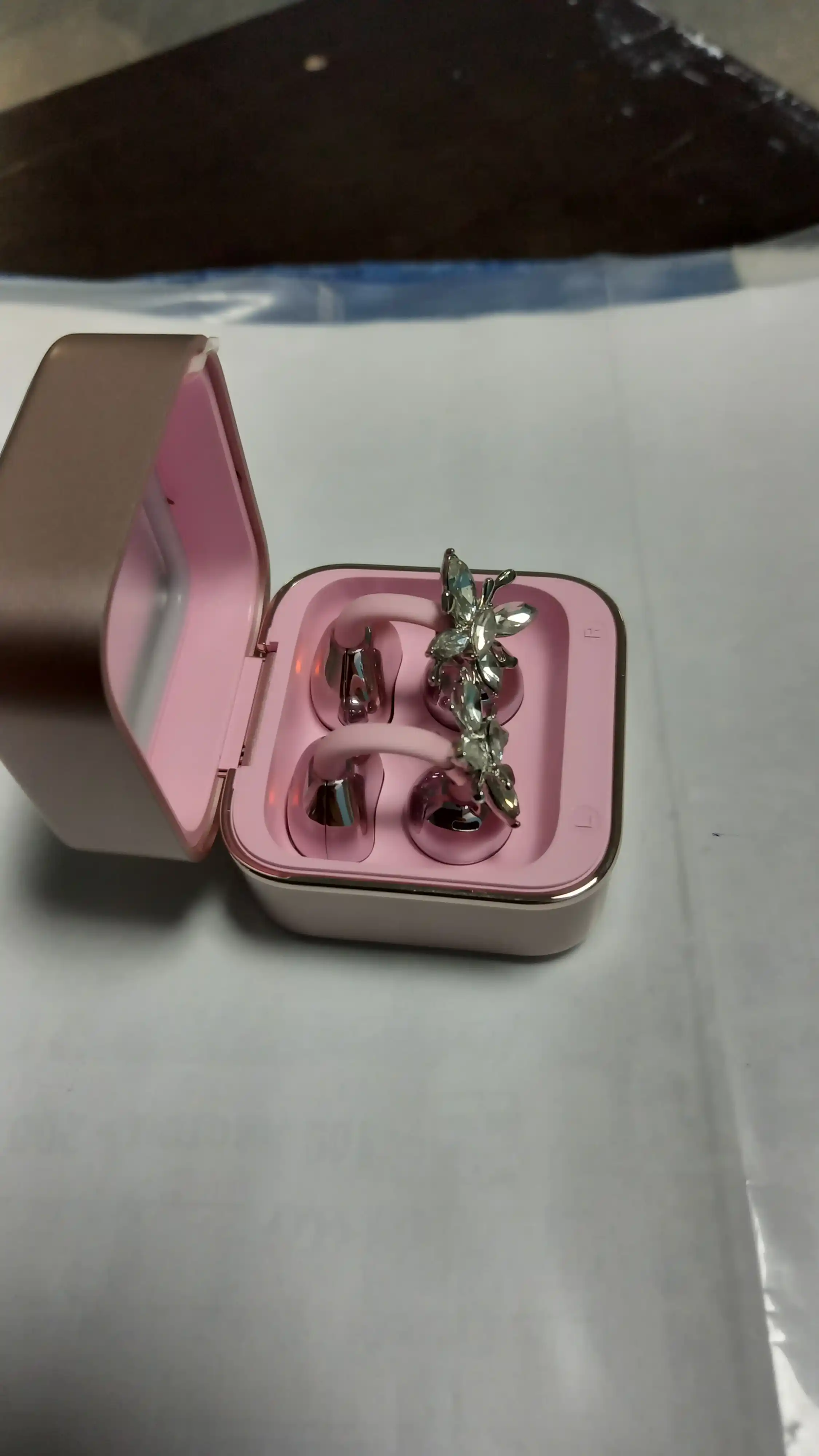 M161 OWS simsiz quloqchin, Bluetooth 6.0, ko‘zguli korpus, ayollar uchun naushnik