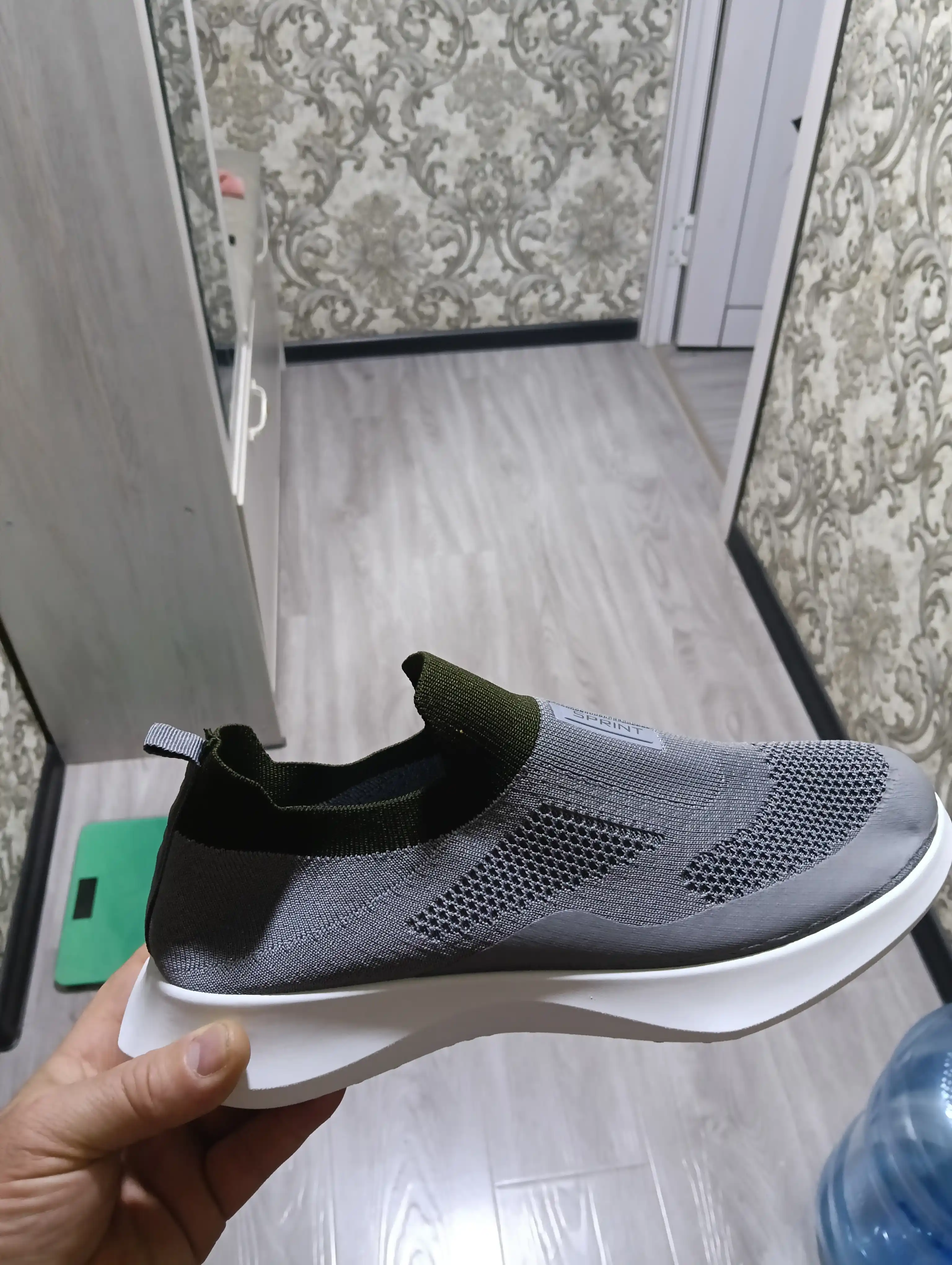 Erkaklar sliponlari, DISHER CloudKnit, erkaklar oyoq kiyimlari