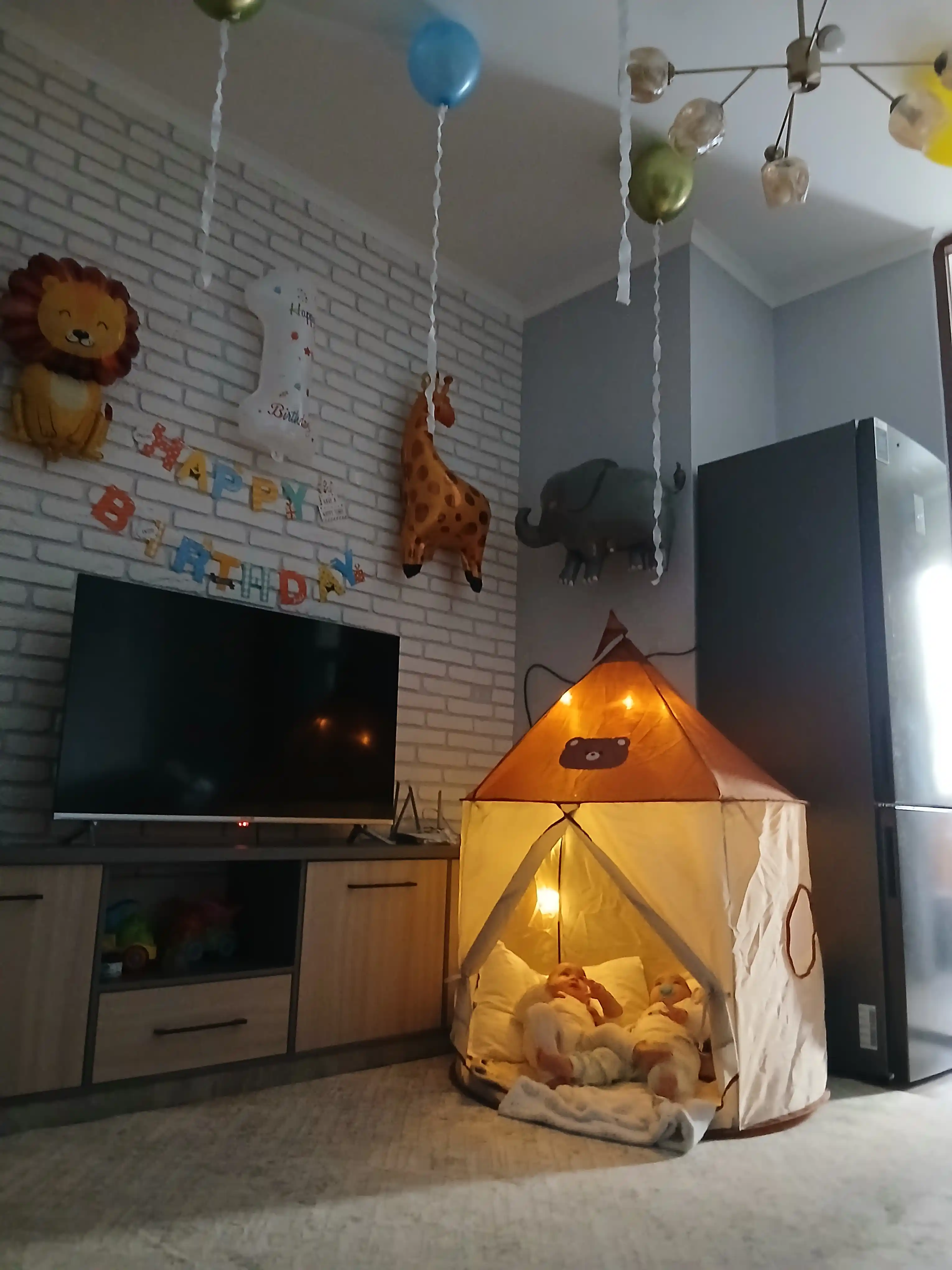 Bolalar oyin chodiri, karkasli, yigiluvchi saroy, bolalar va oyinchoqlar uchun uychasi