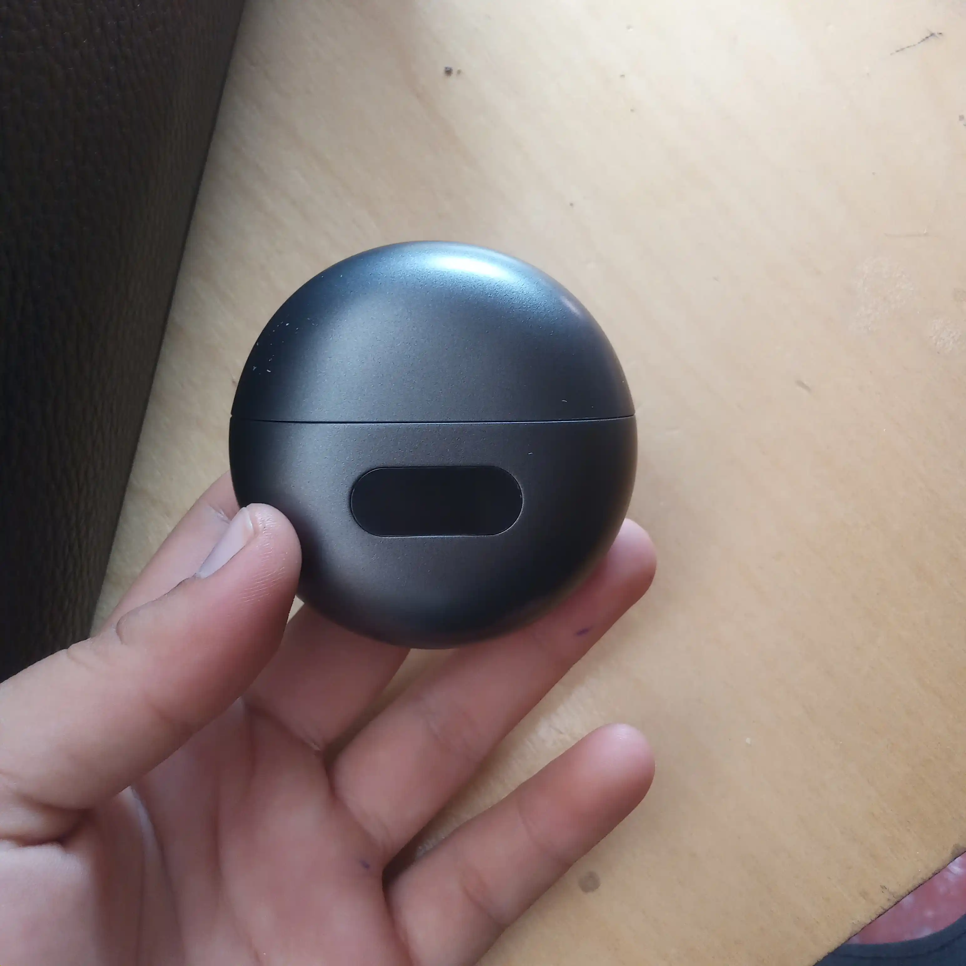 Simsiz bluetooth quloqchinlar Q71 sensorli Bluetooth 6.1 LED displeyli
