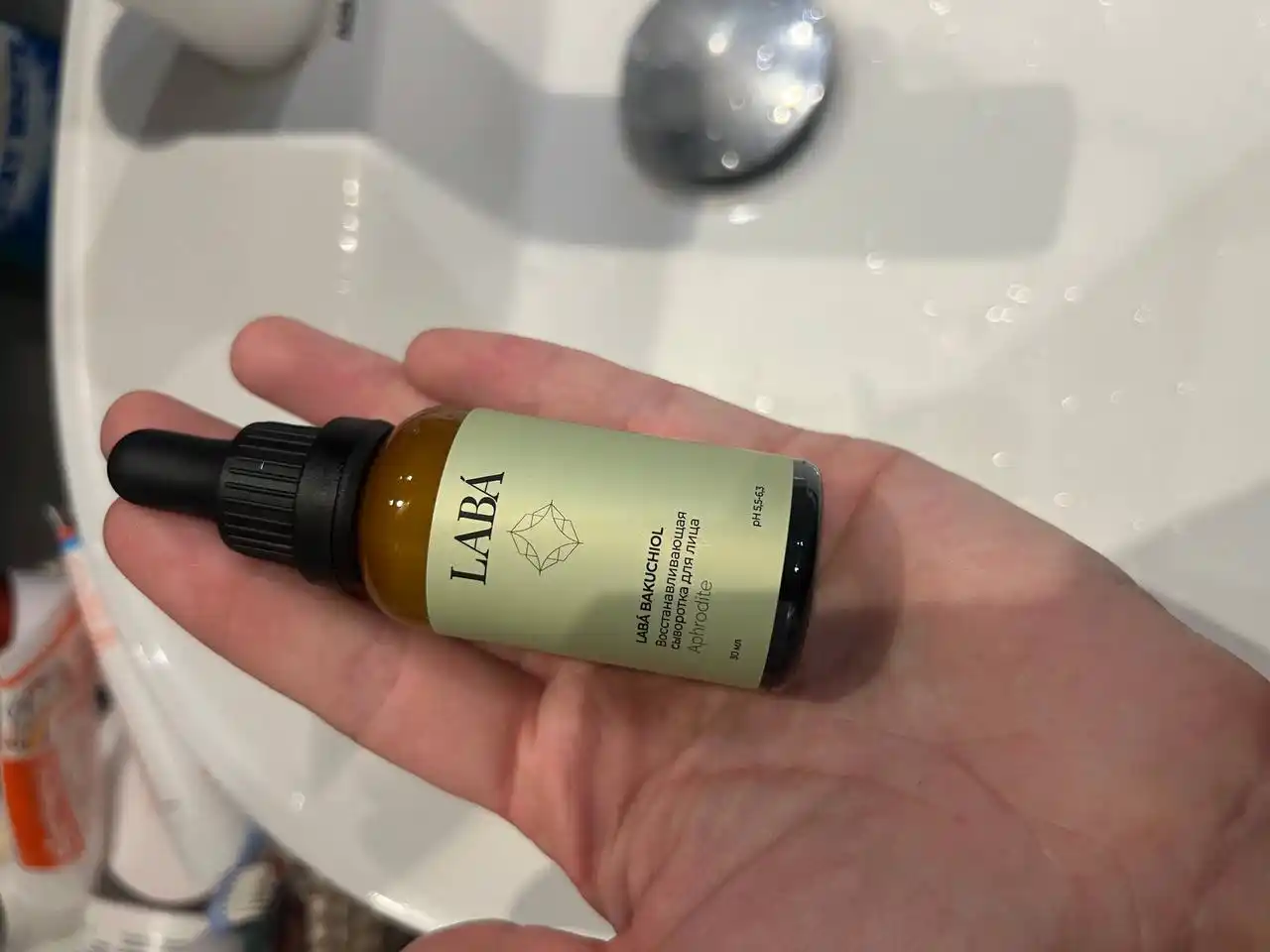 Yuz uchun LABA Bakuchiol tiklovchi zardobi Bakuchiol bilan, 30 ml