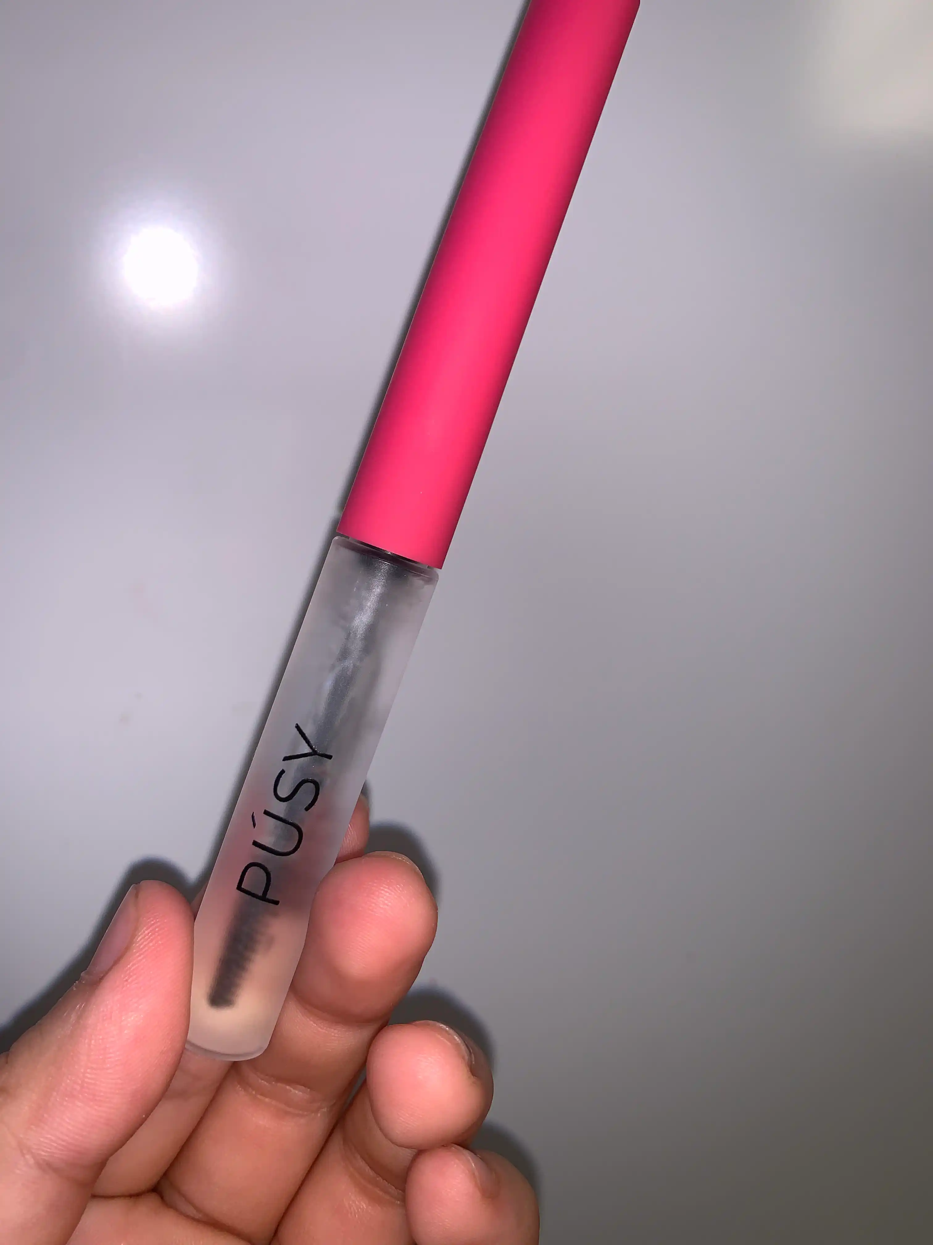 Pusy qoshlarni shakllantirish uchun gel, fiksator, rangsiz, 24 soat davom etadi  5 ml